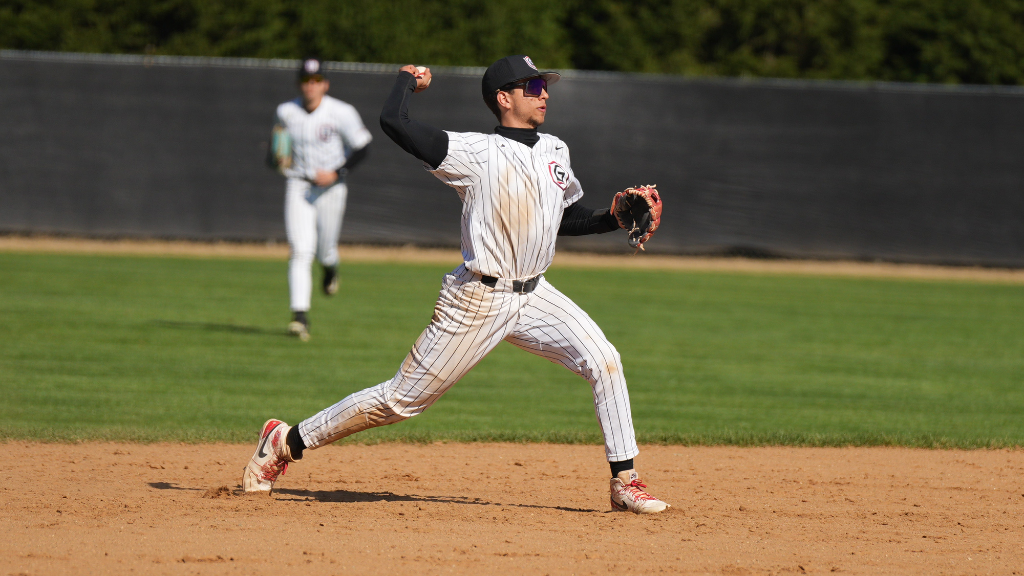 Mayo Fernandez SS throw infield 2026
