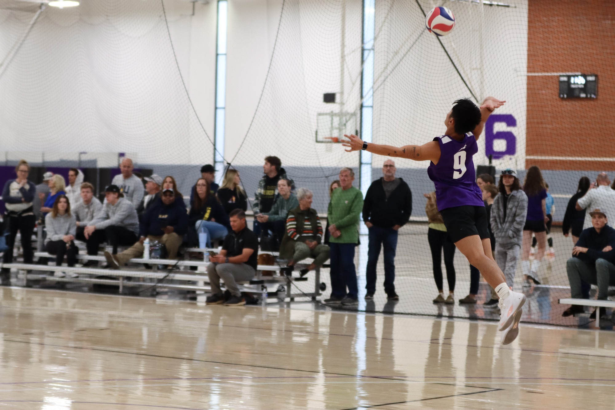 GCU Men’s Club Volleyball splits 6 matches in first tournament of