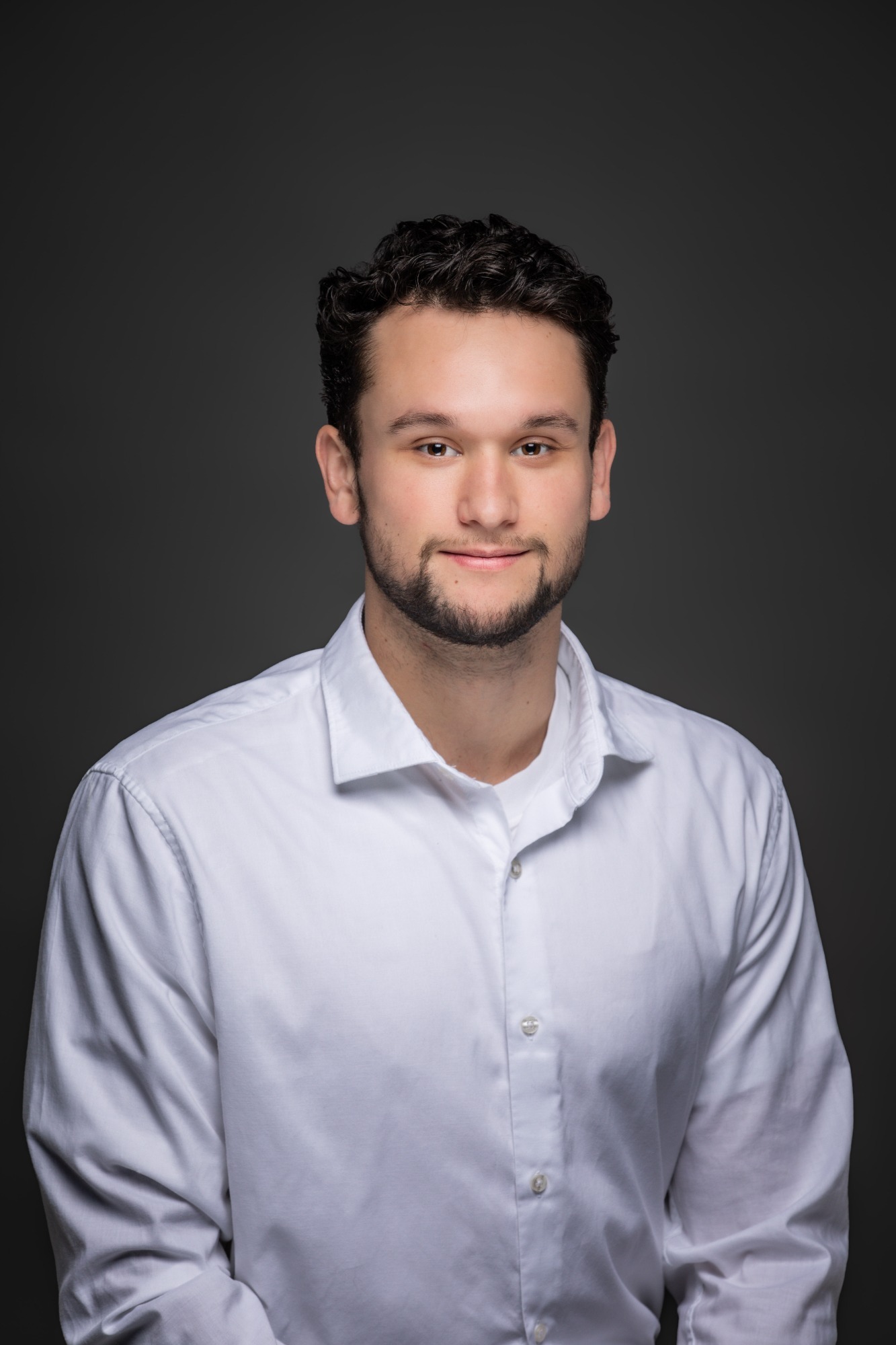 Reid Miller Headshot