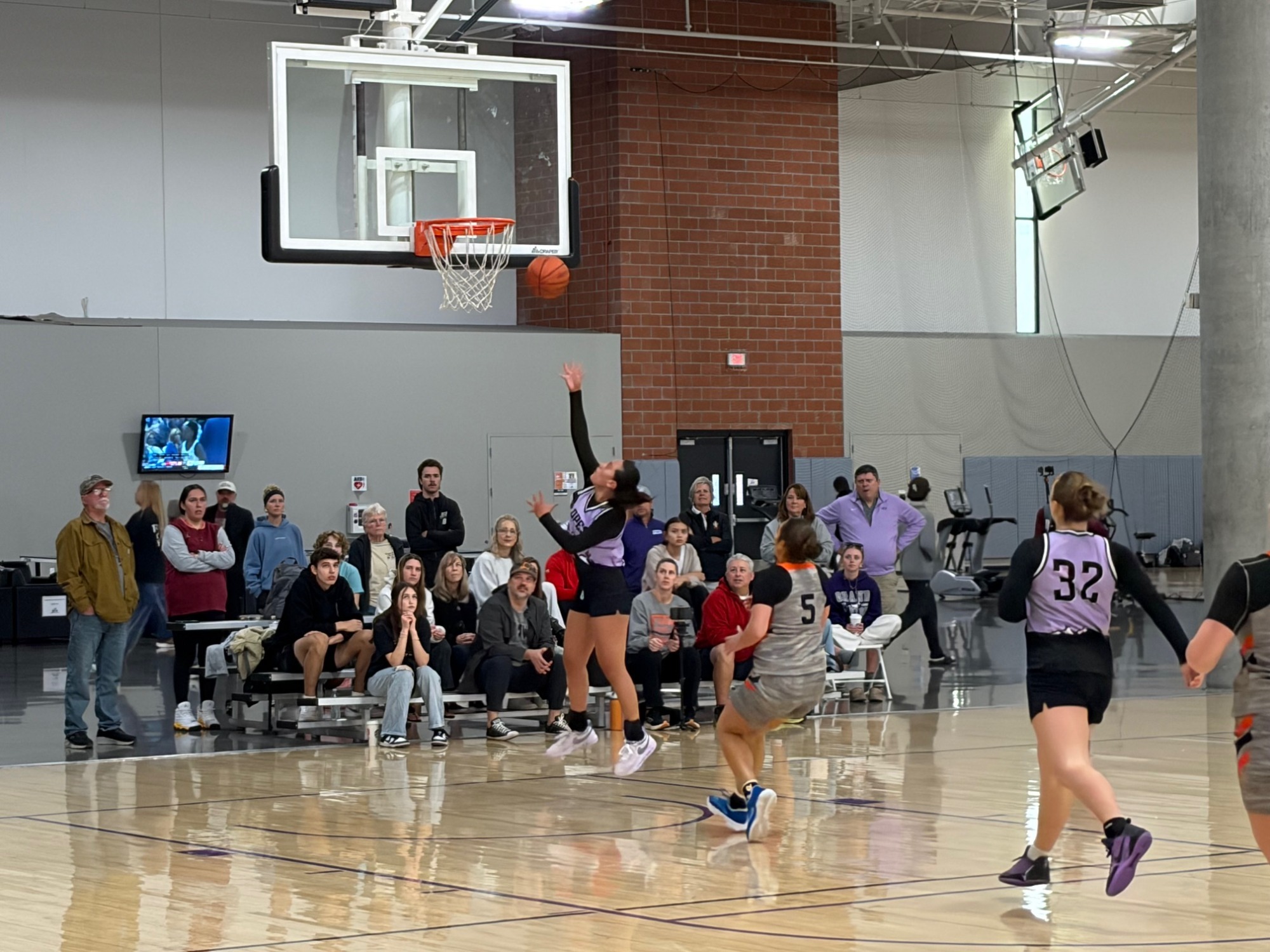 Briza Flores vs. Ottawa 1-24-26