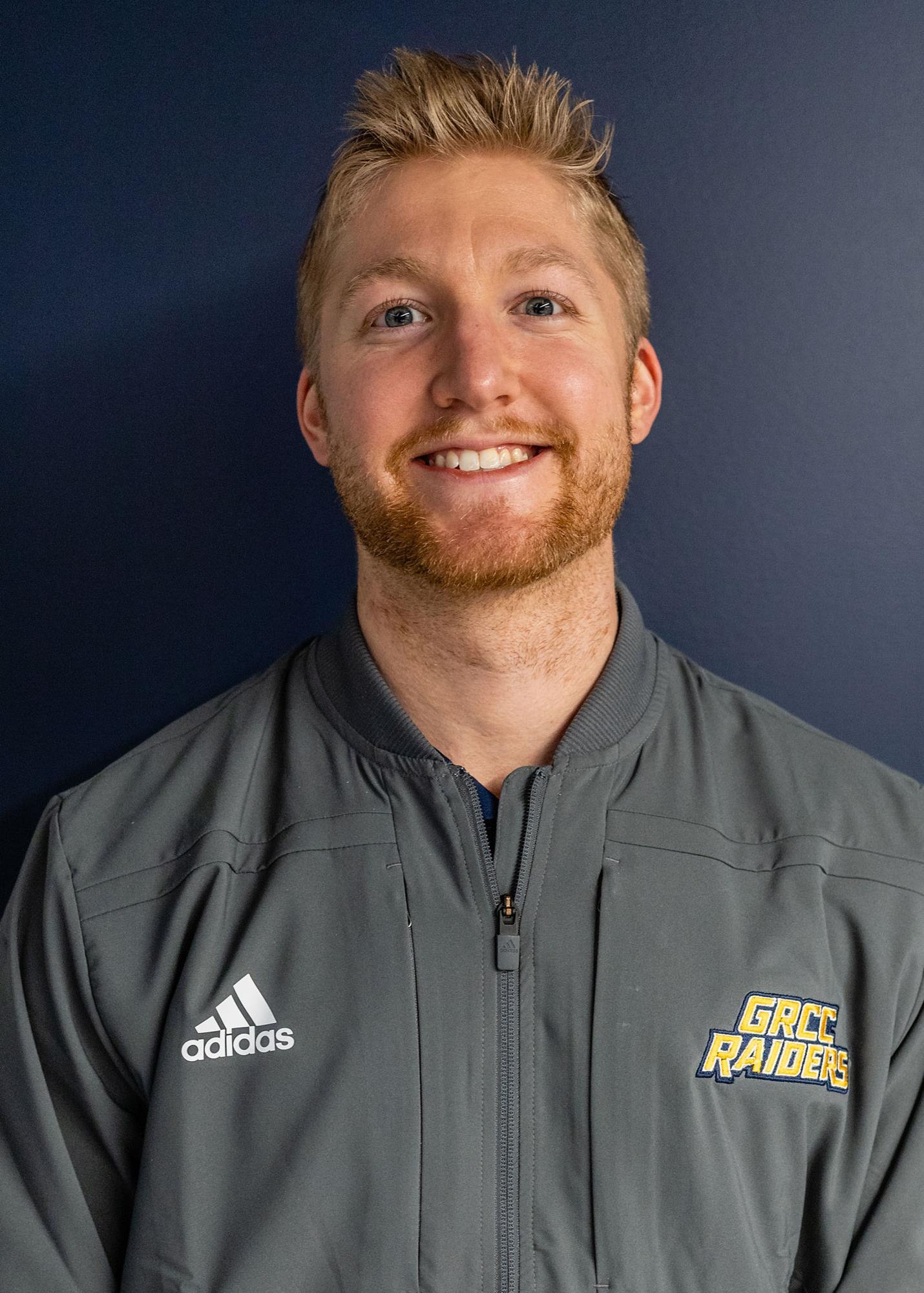 MBB20_21_Coach_VanDyk