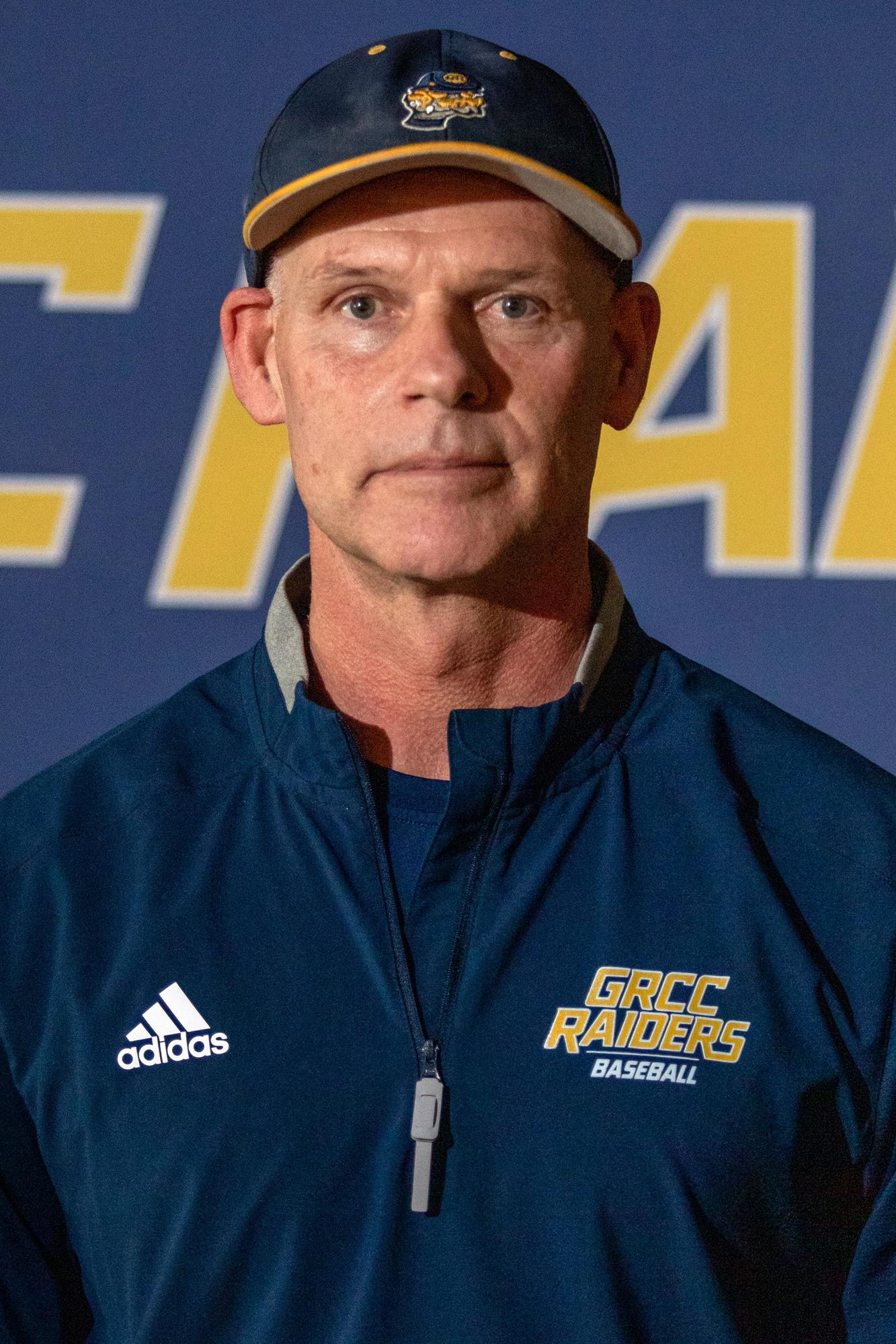 BB22_Coach_Eddington.jpg