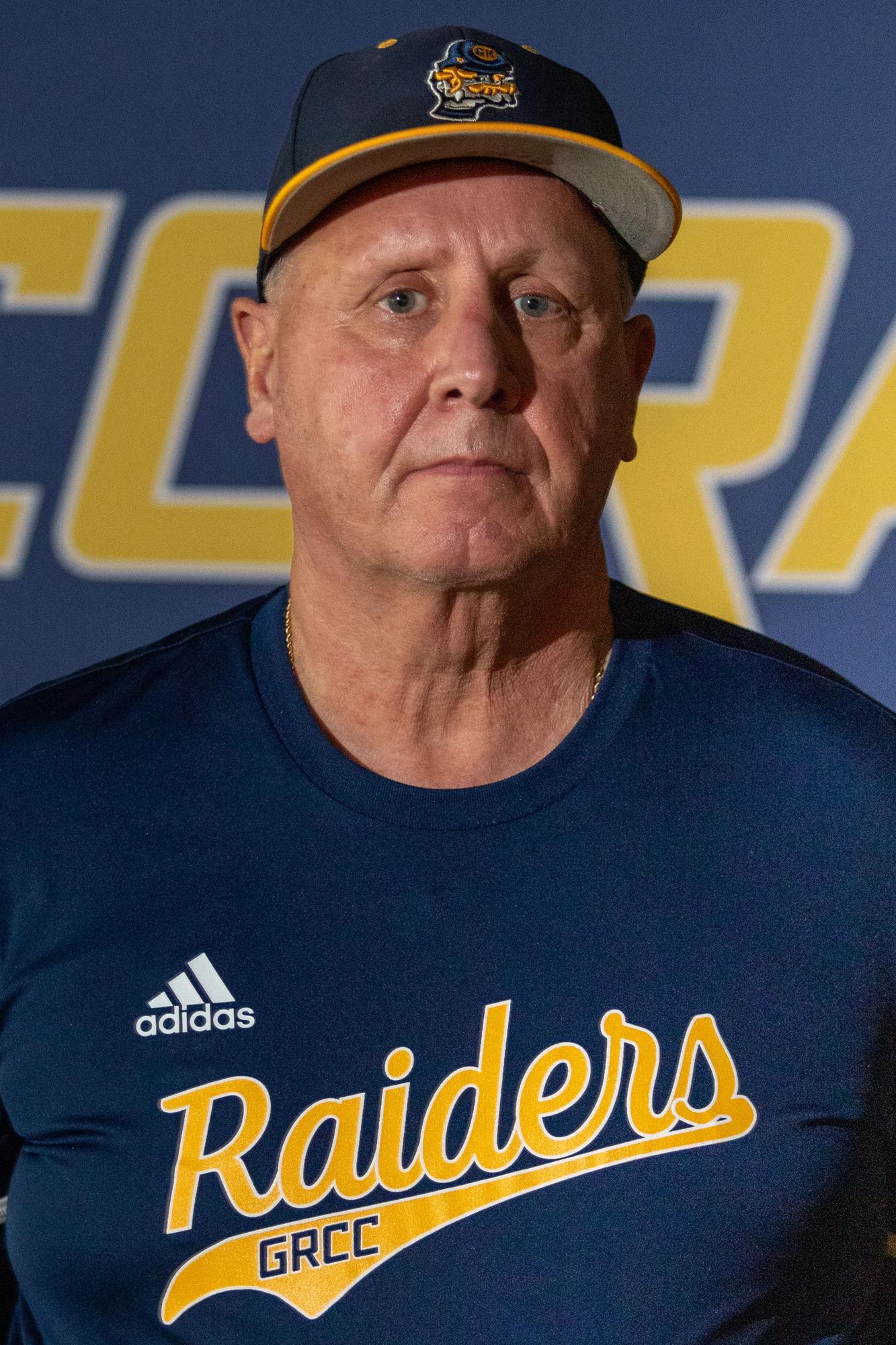 BB22_Coach_Pohlman.jpg