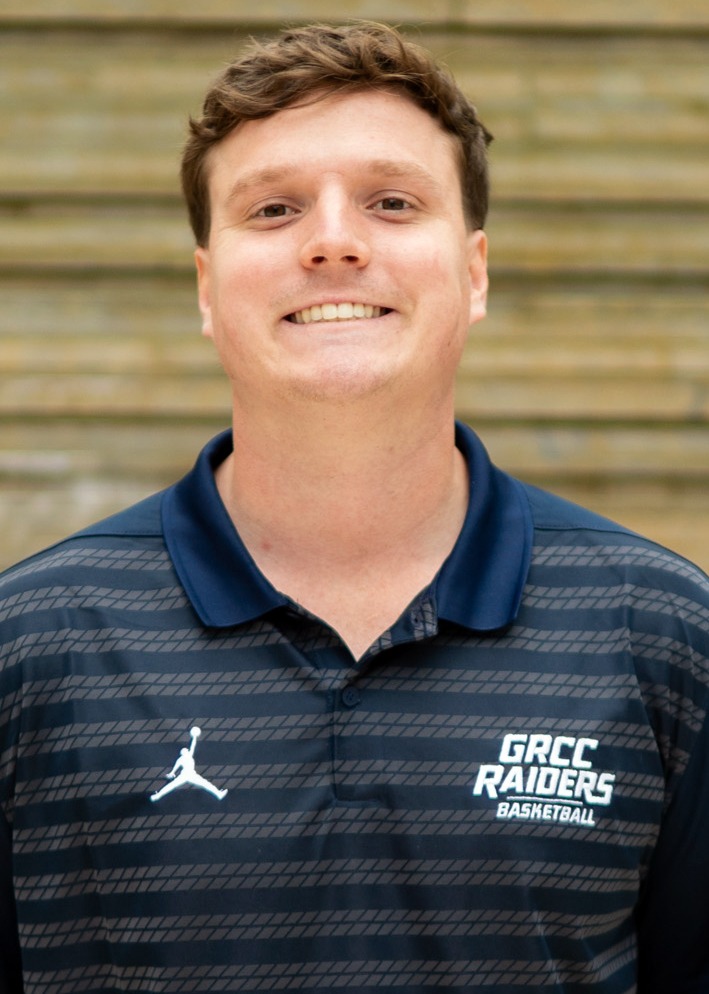 MBB25-26 Coach Sinner