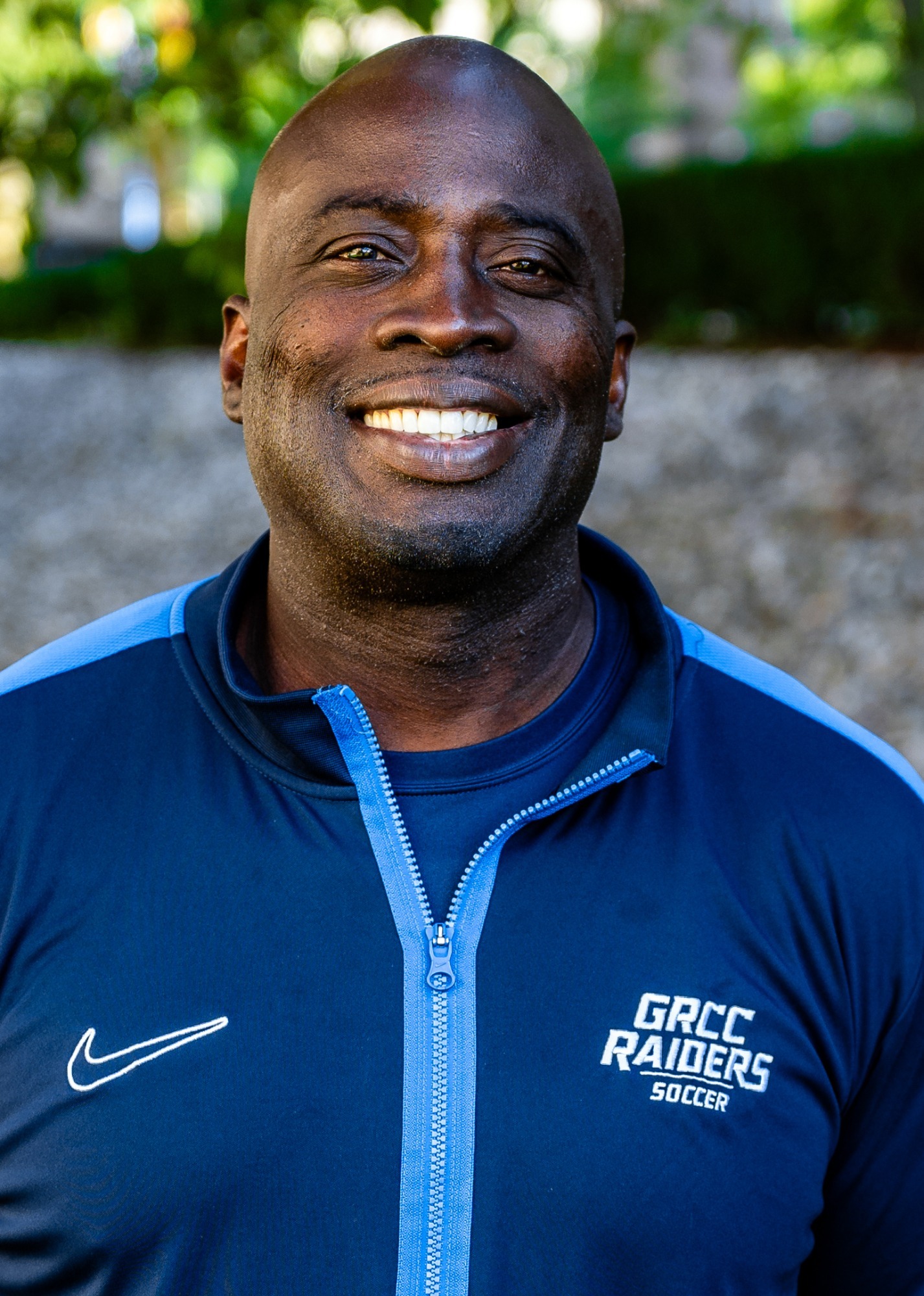 MS25 Coach Smith