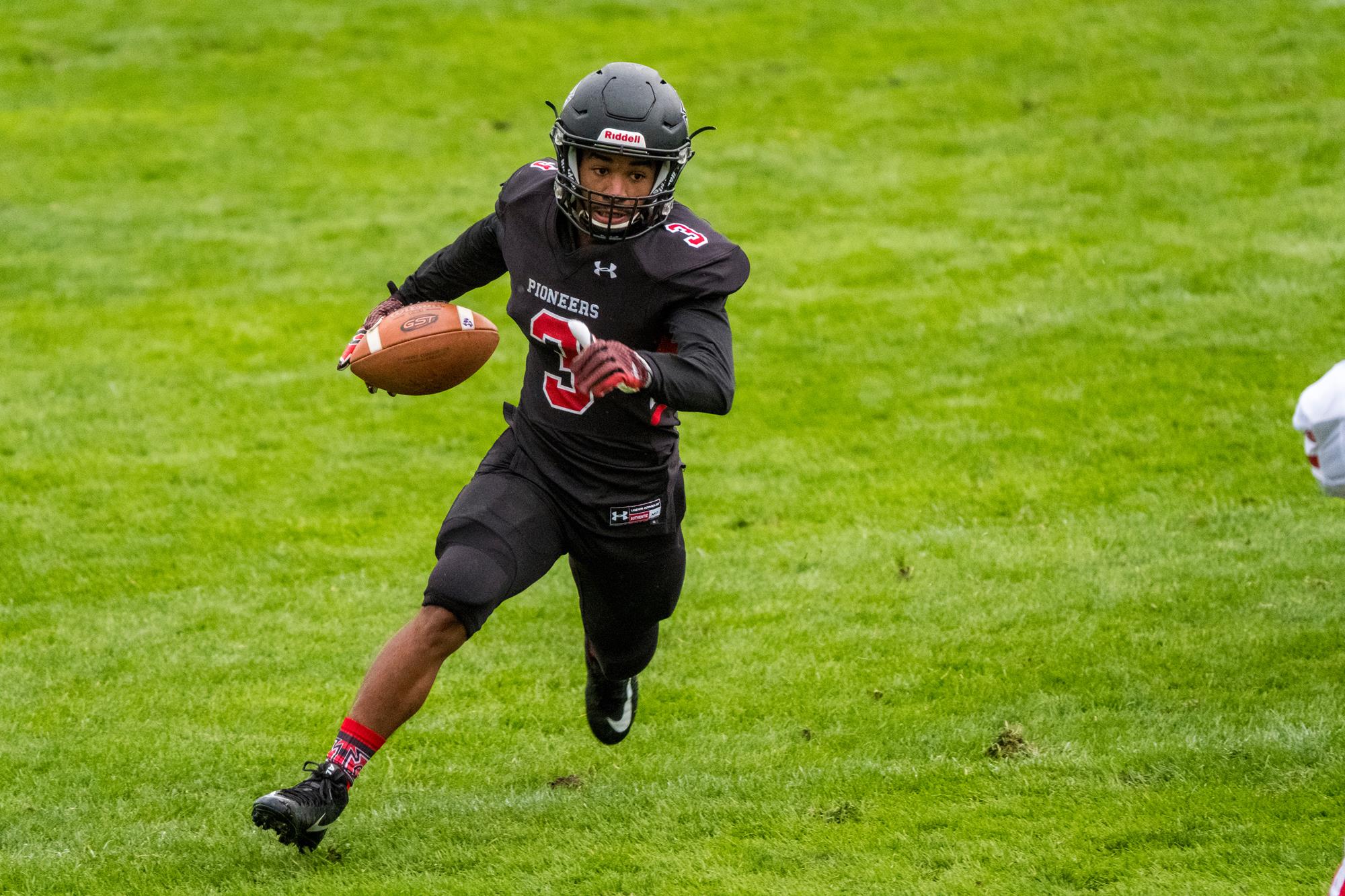 Sal Kargbo Football Grinnell College Athletics