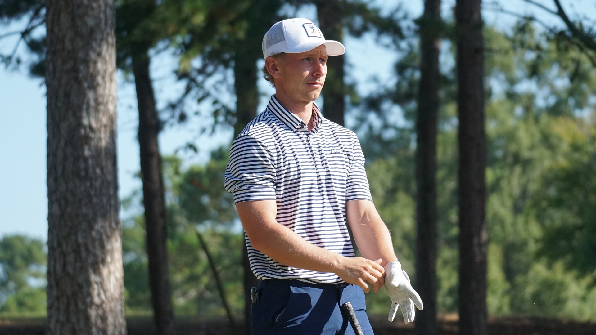 Hammar at tee box 25