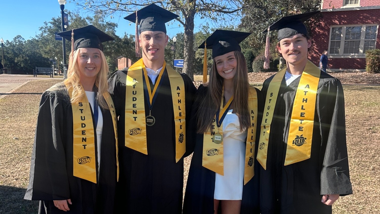 Group of GSW Graduates Fall 2025