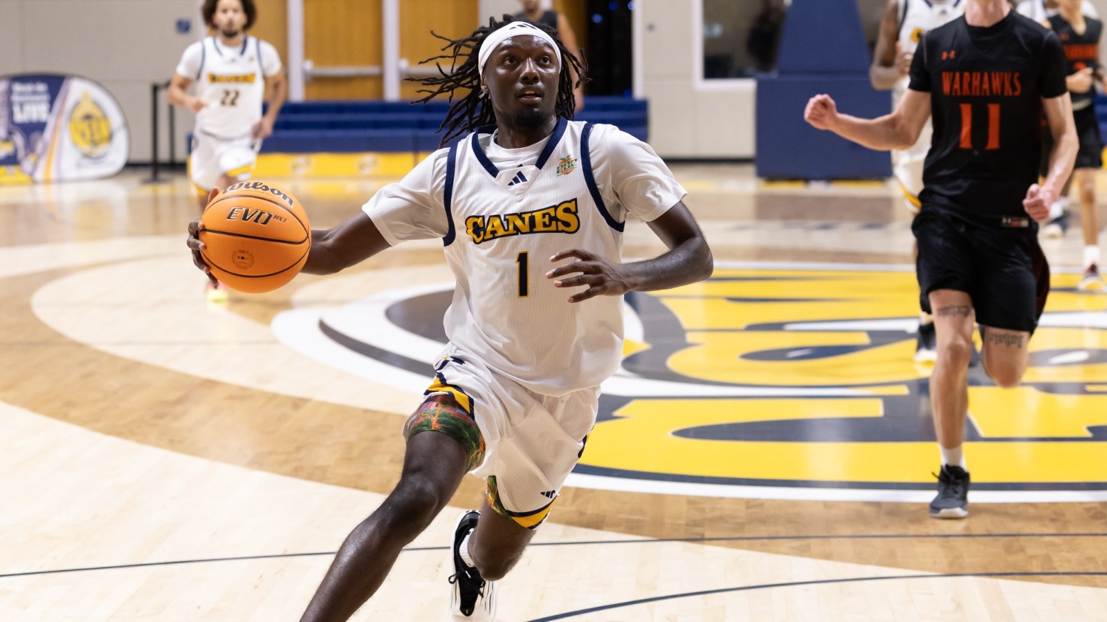 Reaves Driving vs Auburn Montgomery