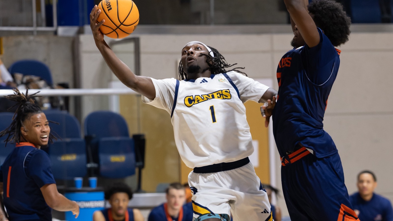 Reaves Layup vs Clayton State