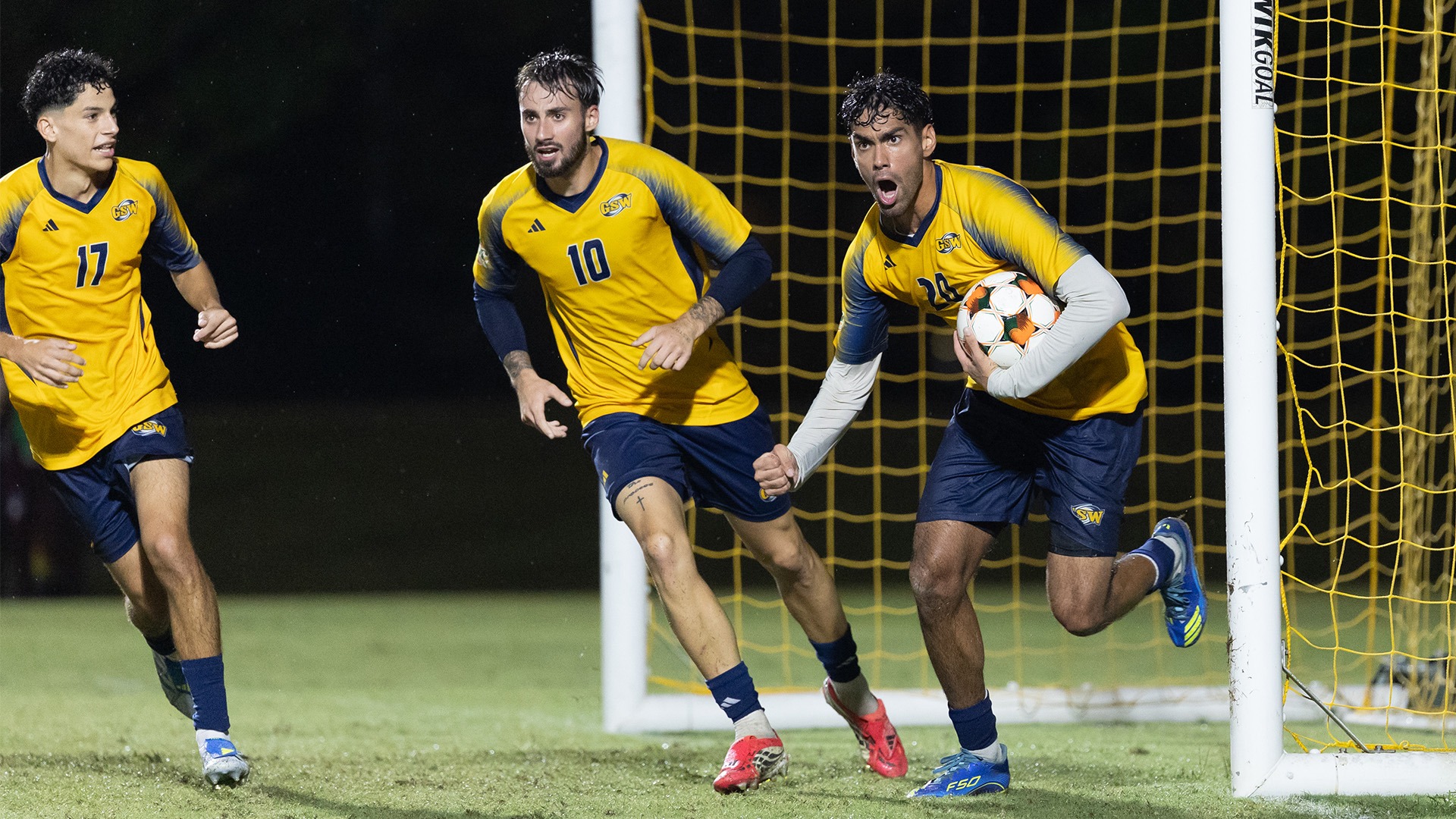 Juan Franco yells with ball under arm after Lander goal
