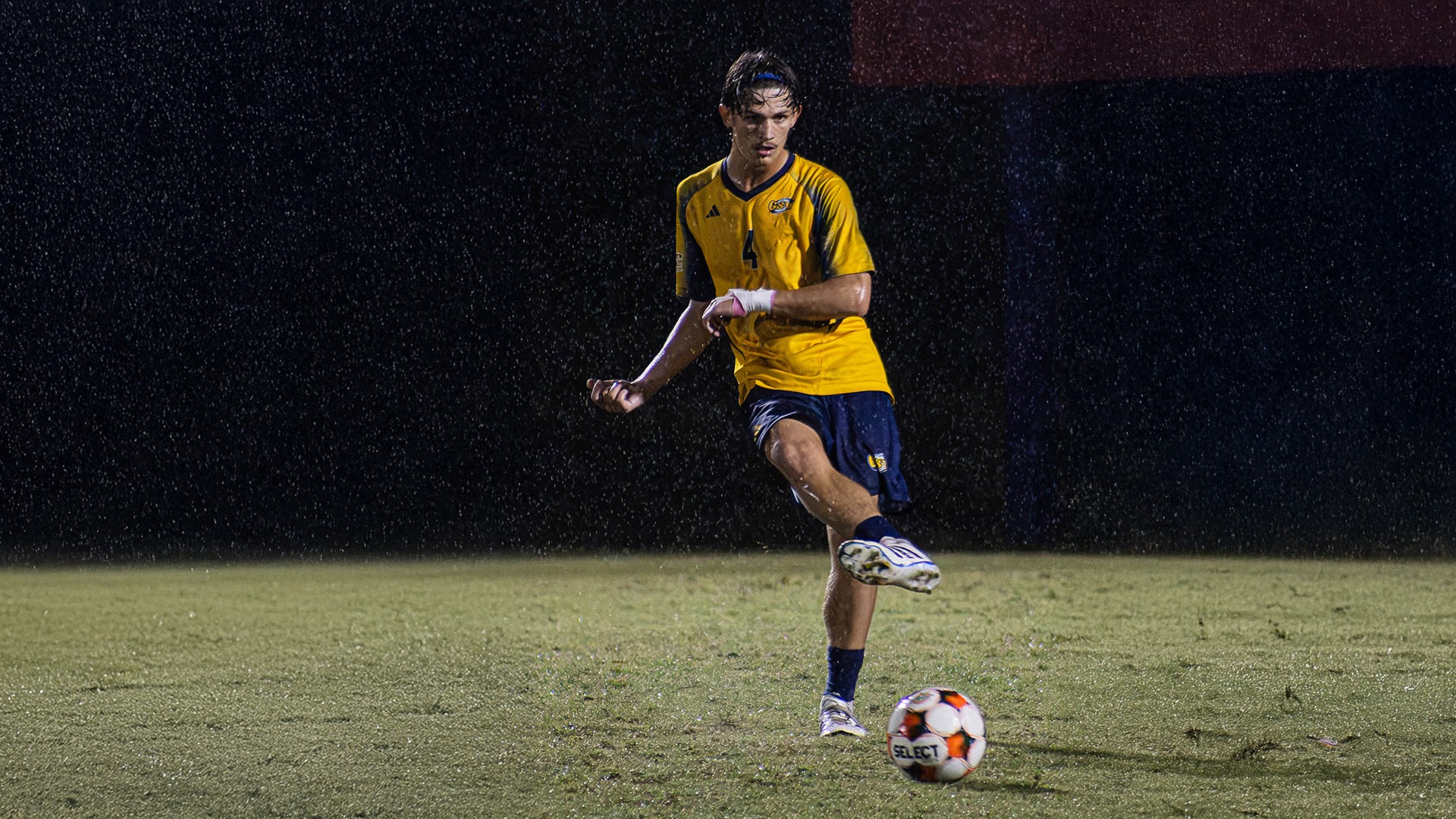 Will Eydam kicks ball in rain vs Lander