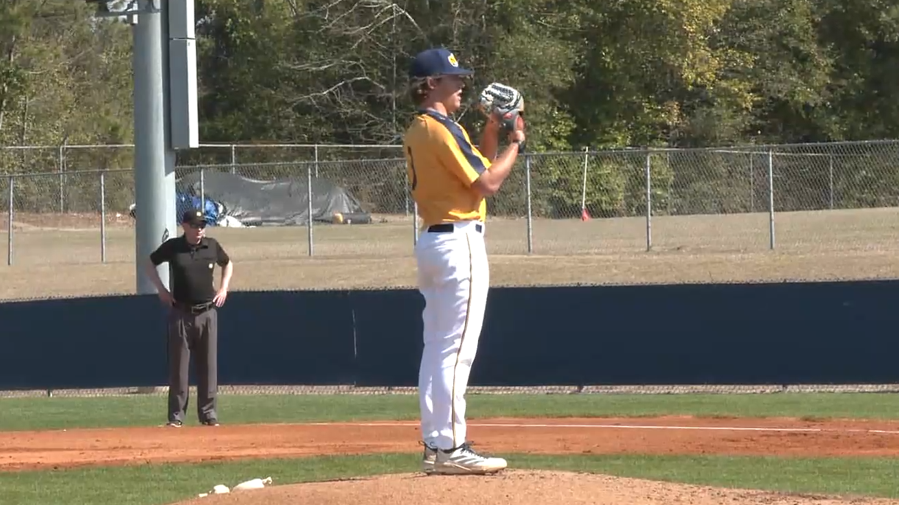 Nutt standing on mound at Augusta