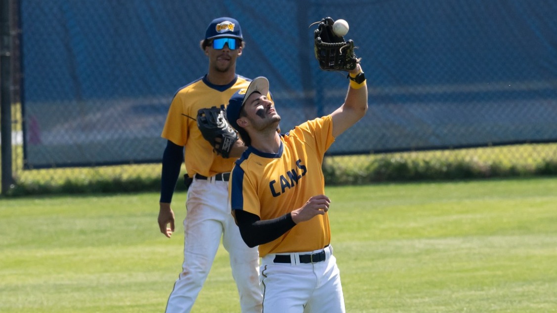 Fielding Pop Up against Claflin