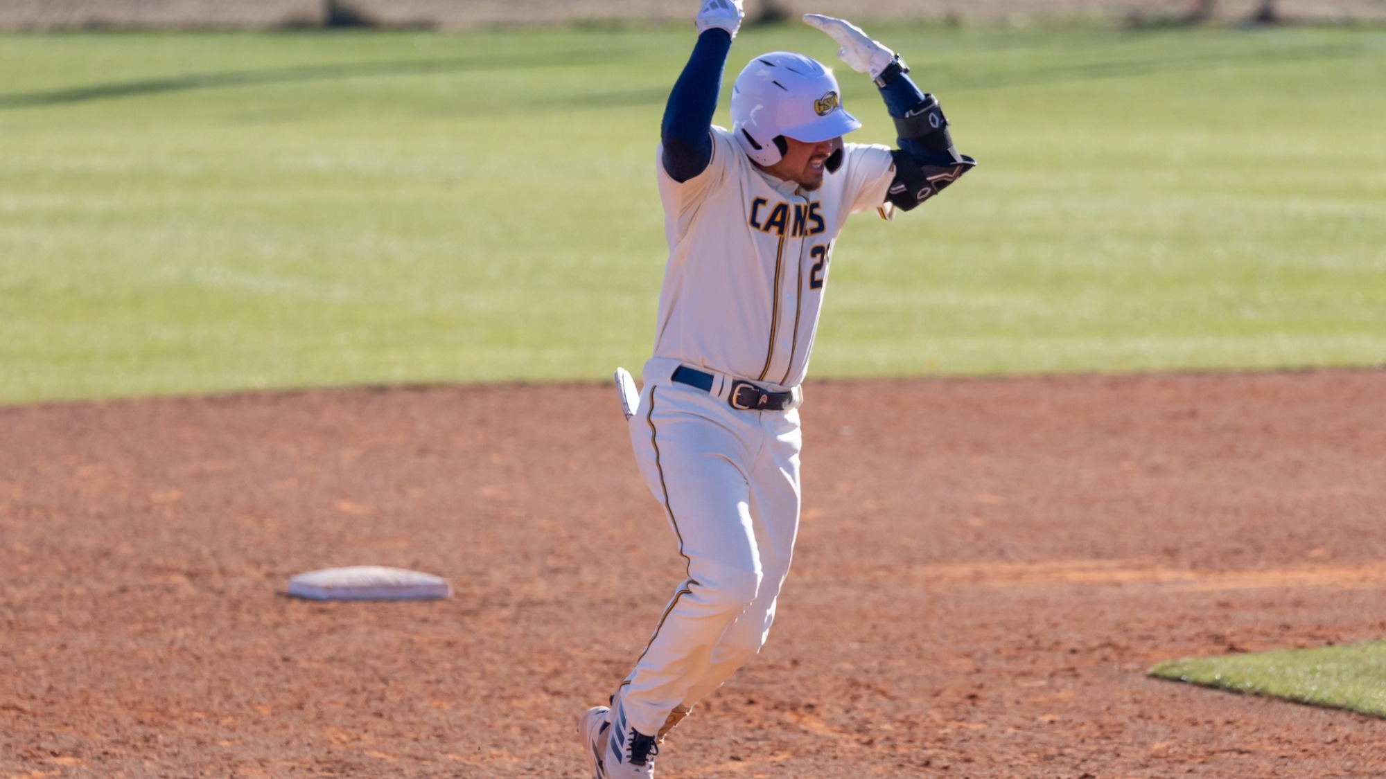 Melendez Rounding Bases After Home Run 