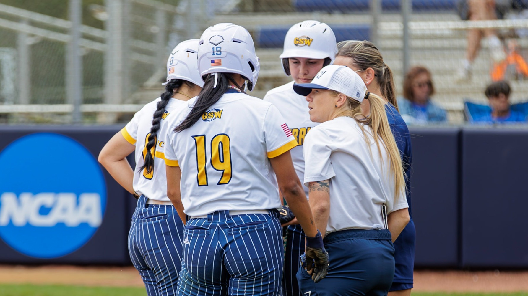 Banks Namo Huelsman Meet with Coach against UNG