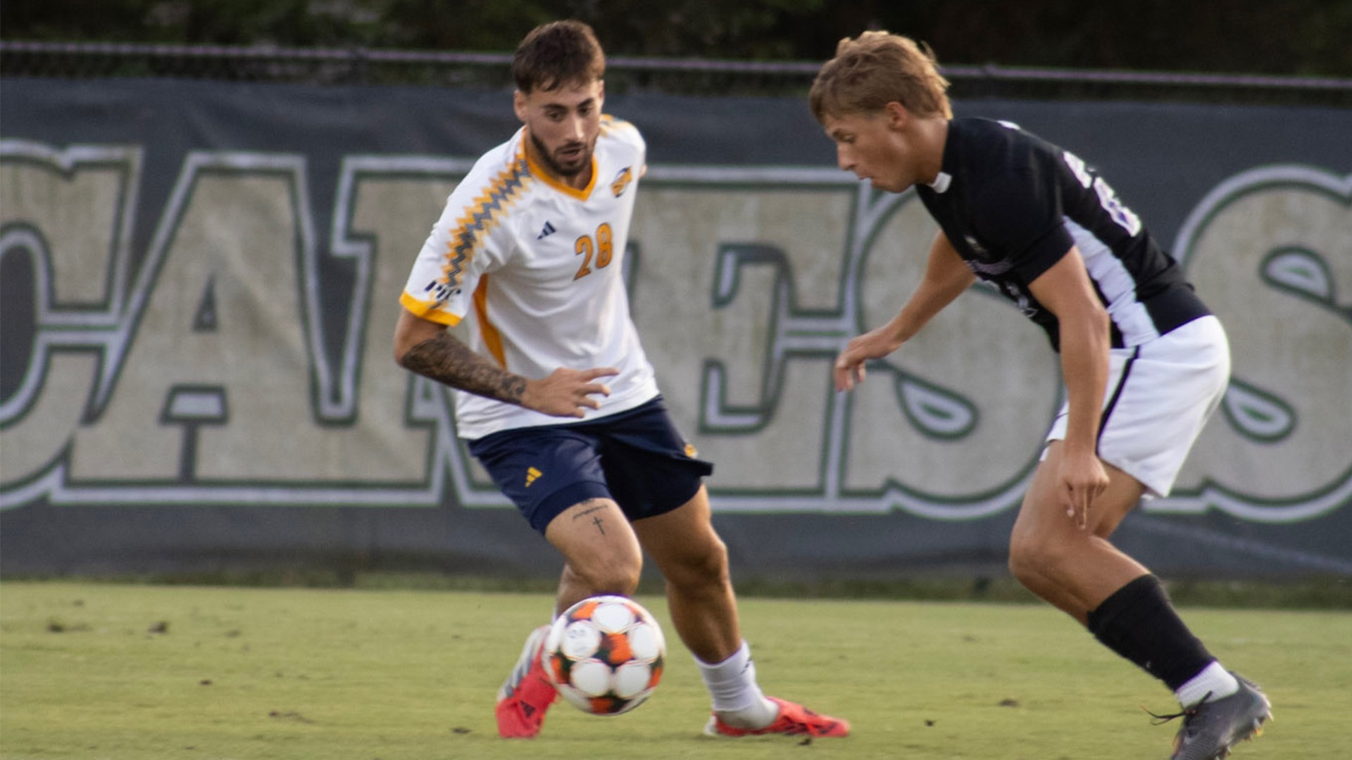 Hoang vs Middle Georgia defender