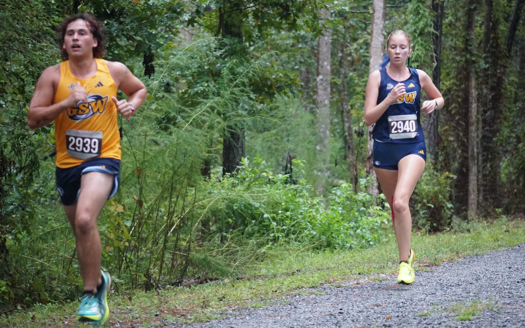 GSW men's runner and women's runner race together at VSU