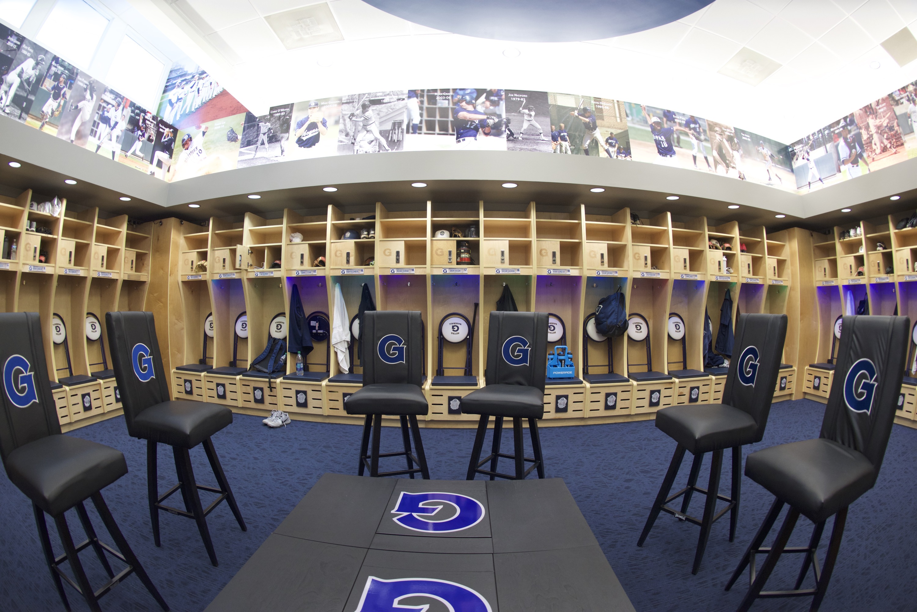 Baseball Unveils New Locker Room University