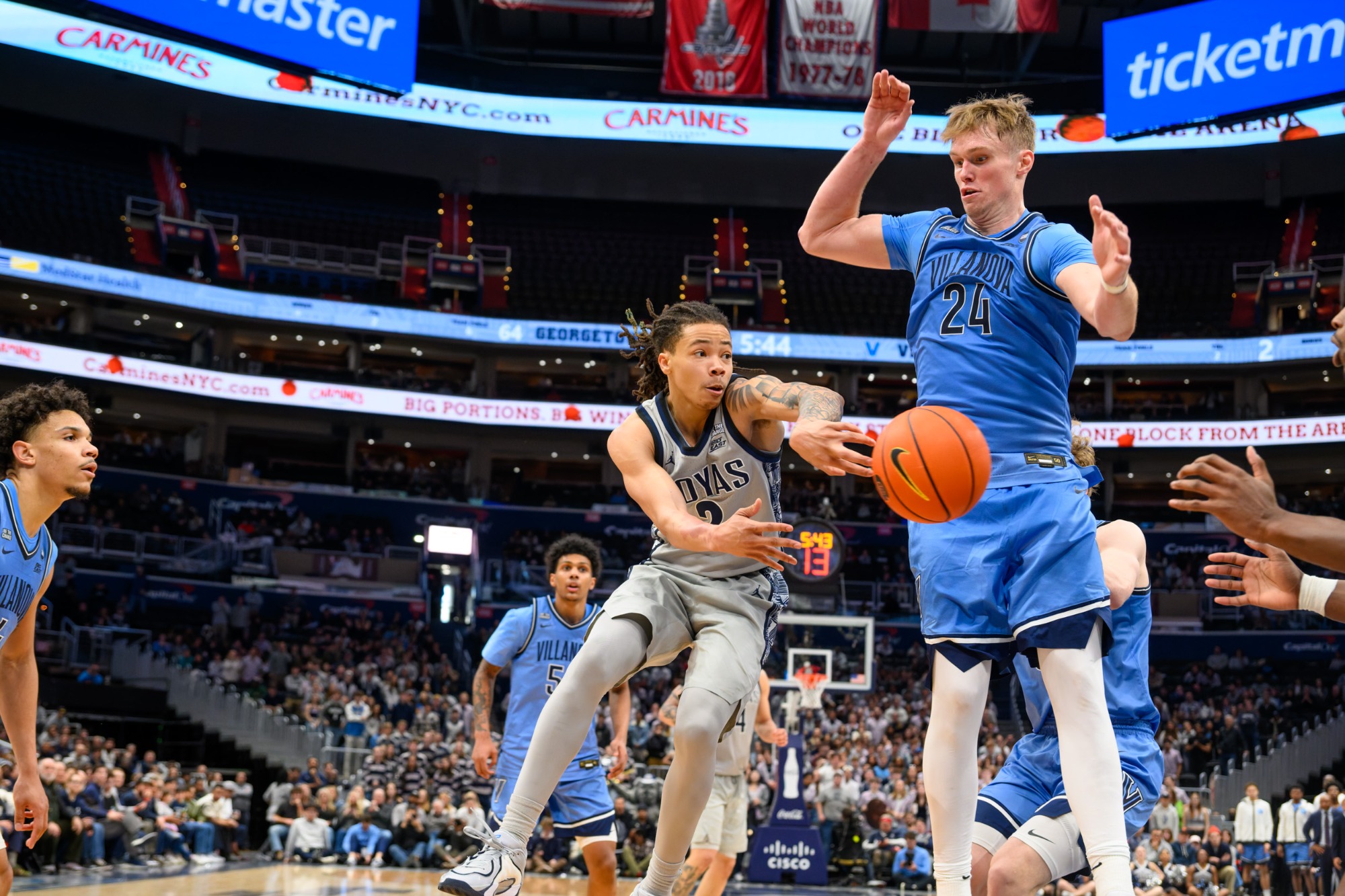 Men's Basketball vs Villanova