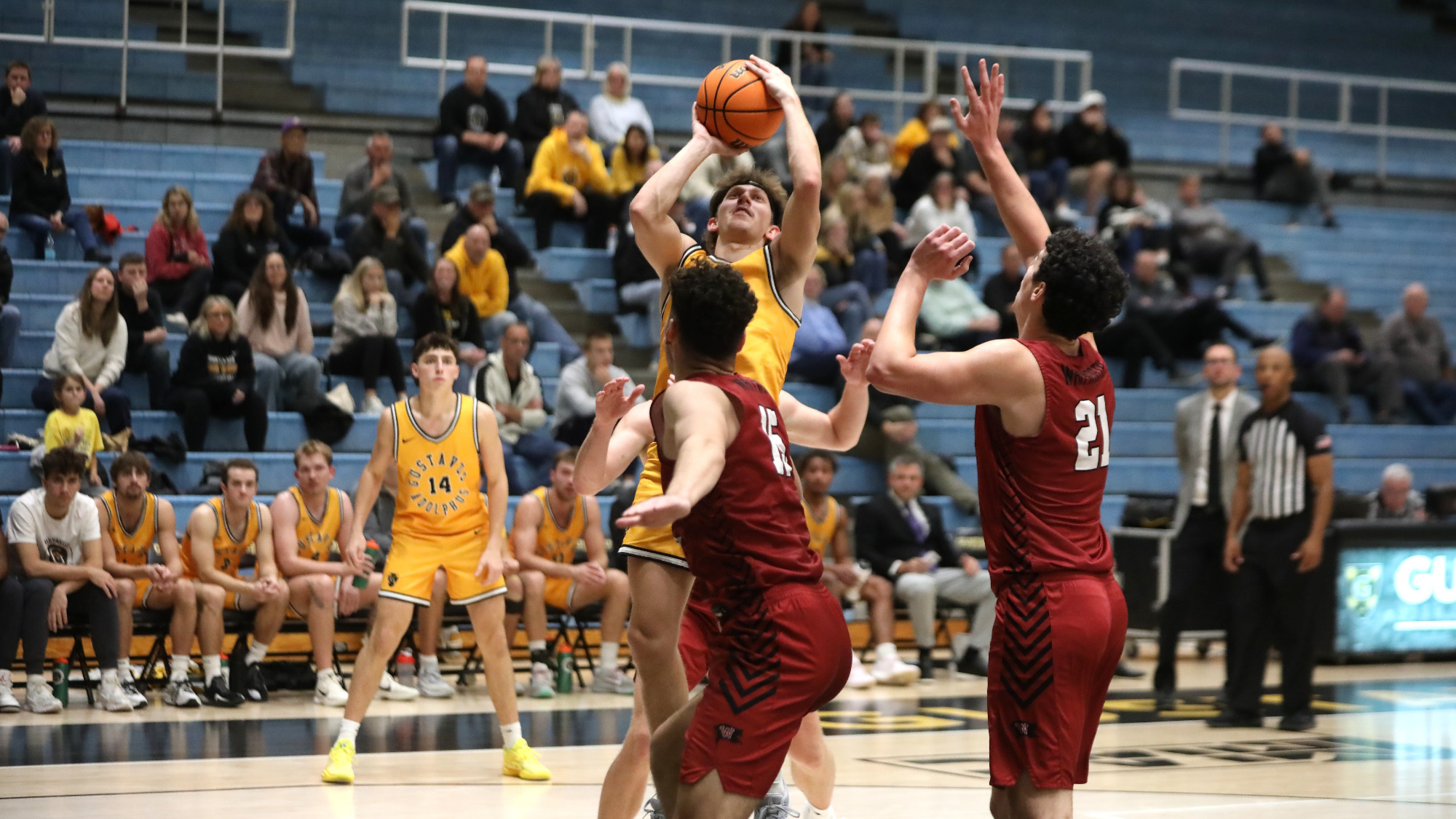 121525_MBO_AotW_Schmitt_Story_Photo