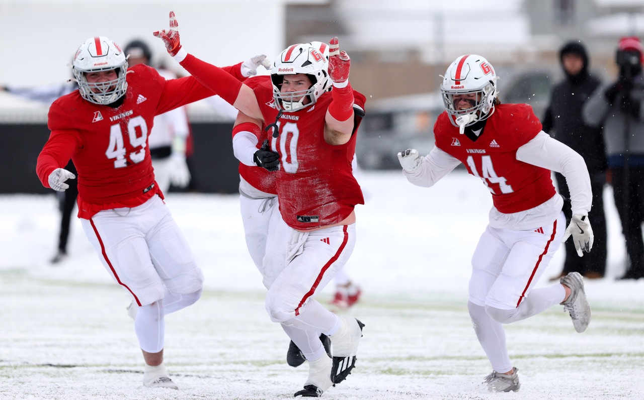 GVU wins over Bene NAIA Semifinal! Article