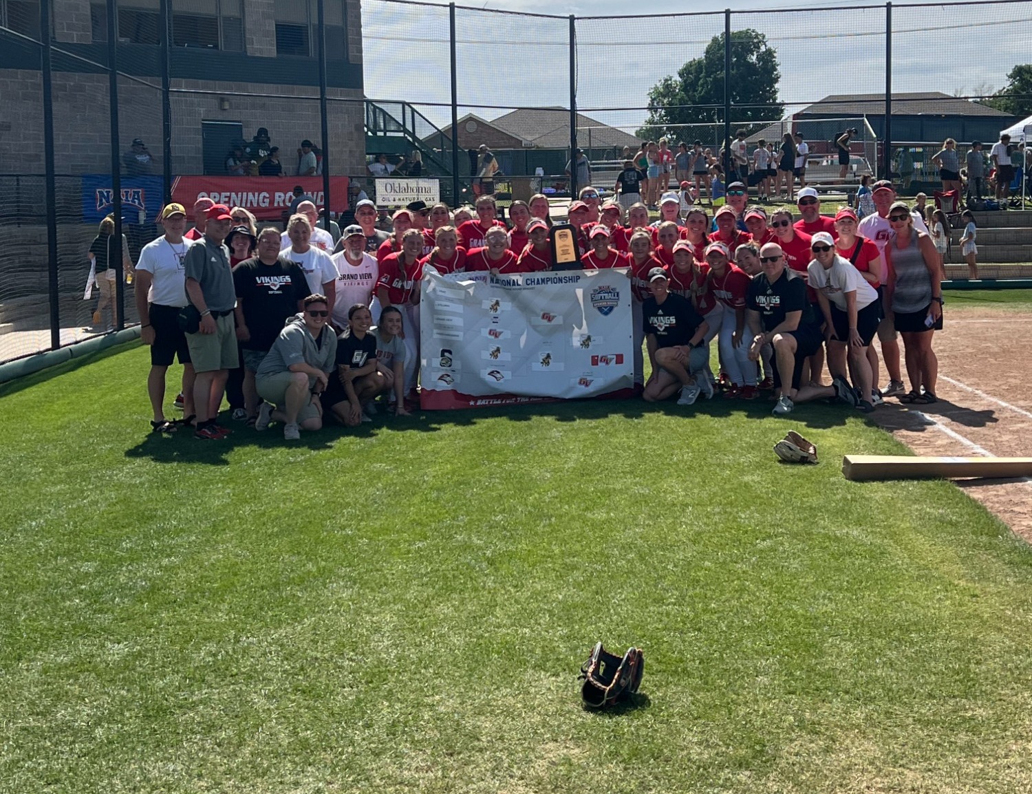 Opening Round Softball Champions! Onto the World Series