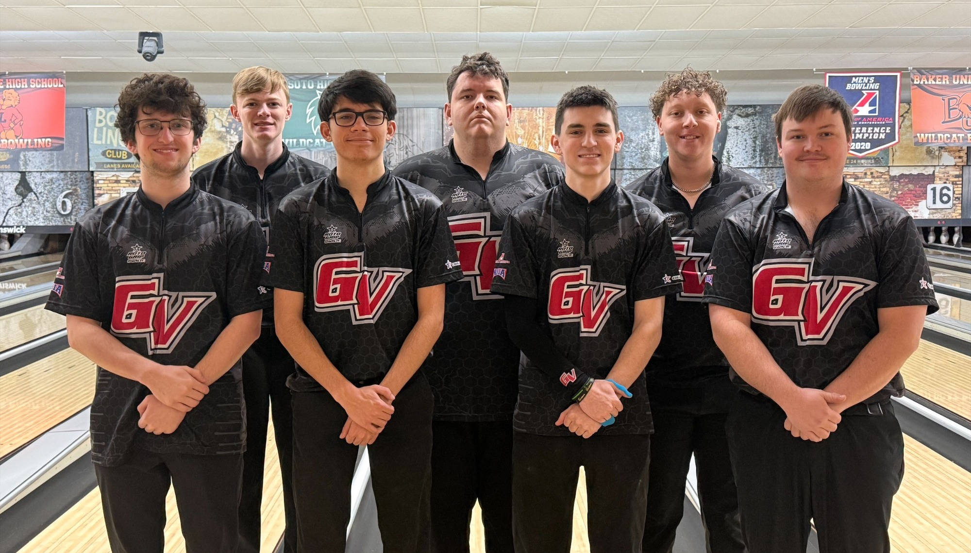 Grand View men's bowling in Lawrence