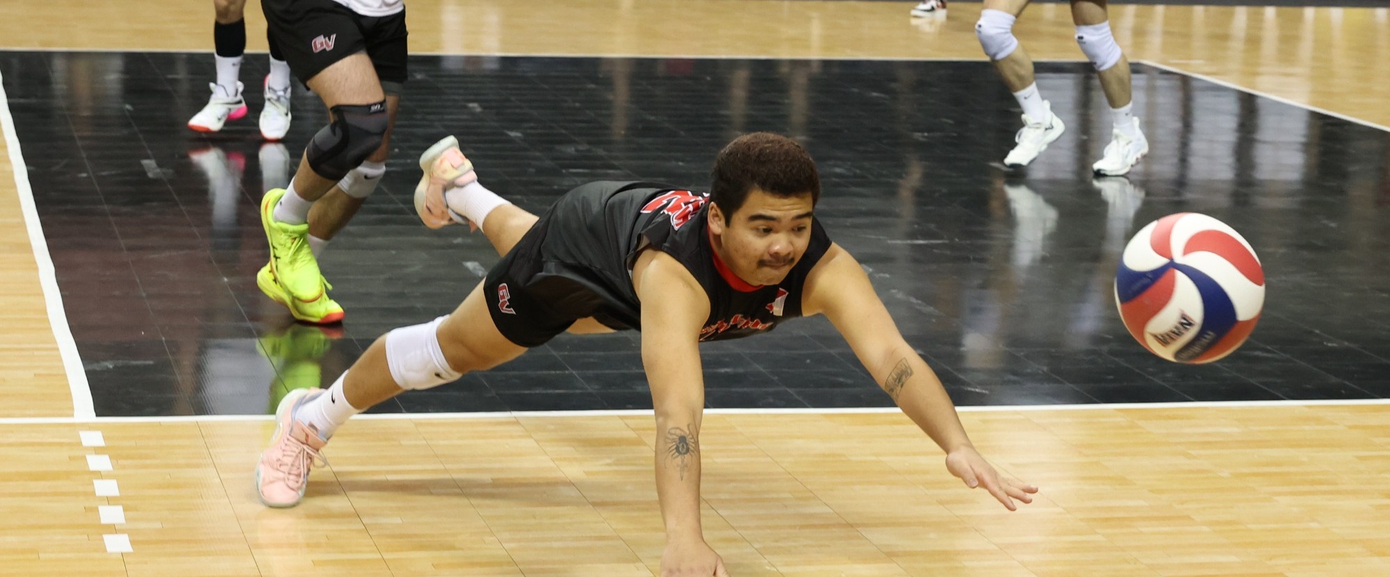 MVB article photo vs Clarke