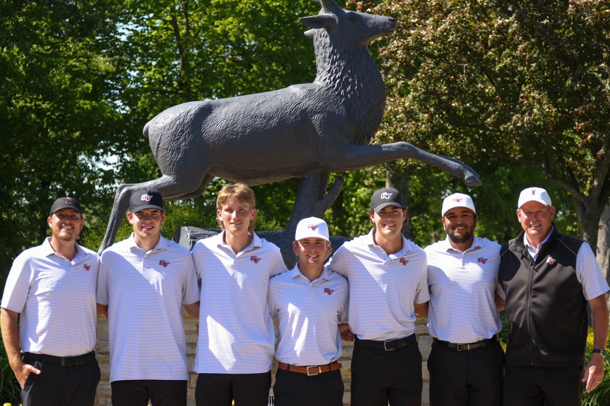 Men's Golf Team Picture at Nationals - TPC Deere Run