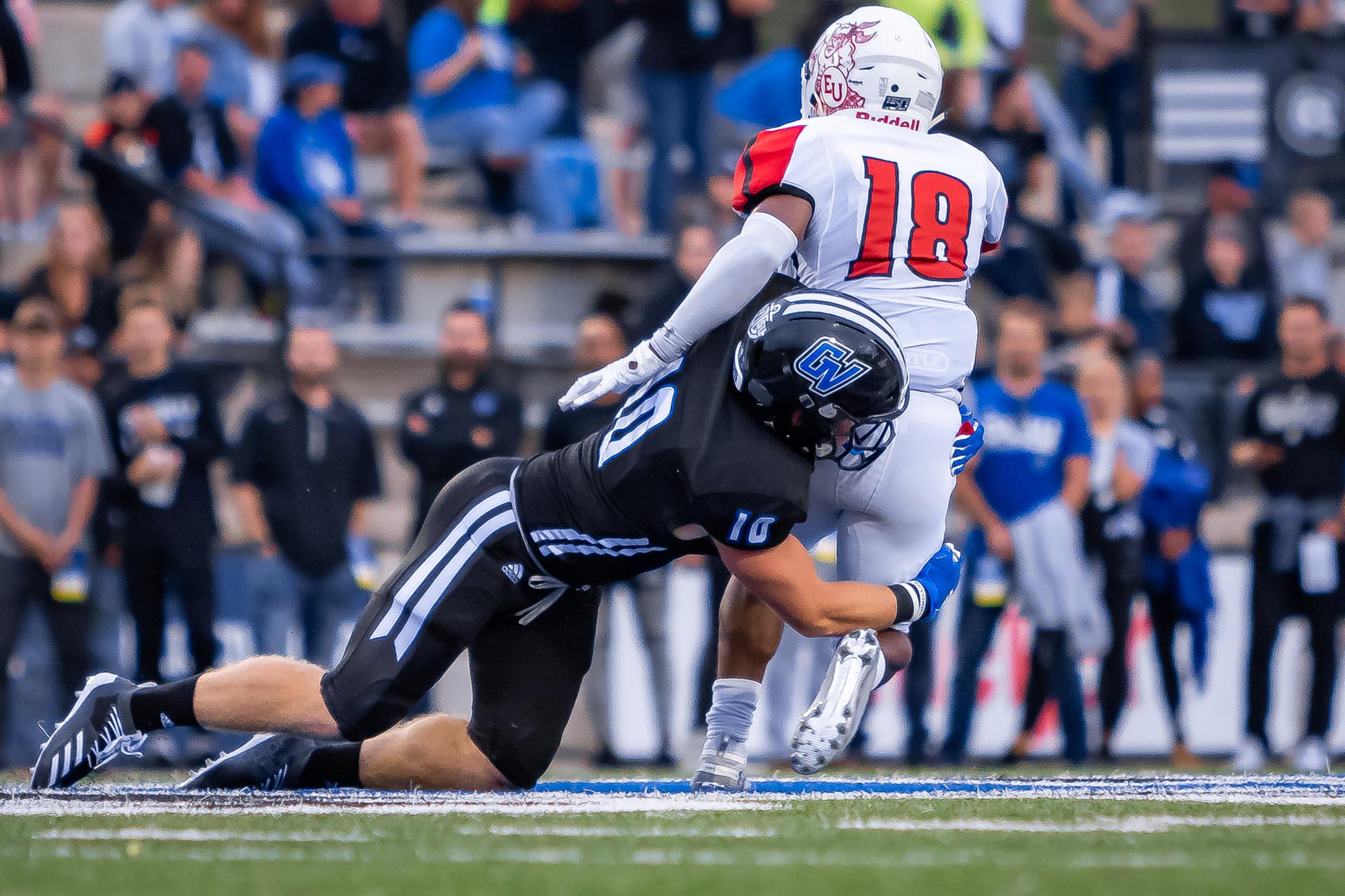 Tyler Bradfield - 2019 - Football - Grand Valley State University Athletics