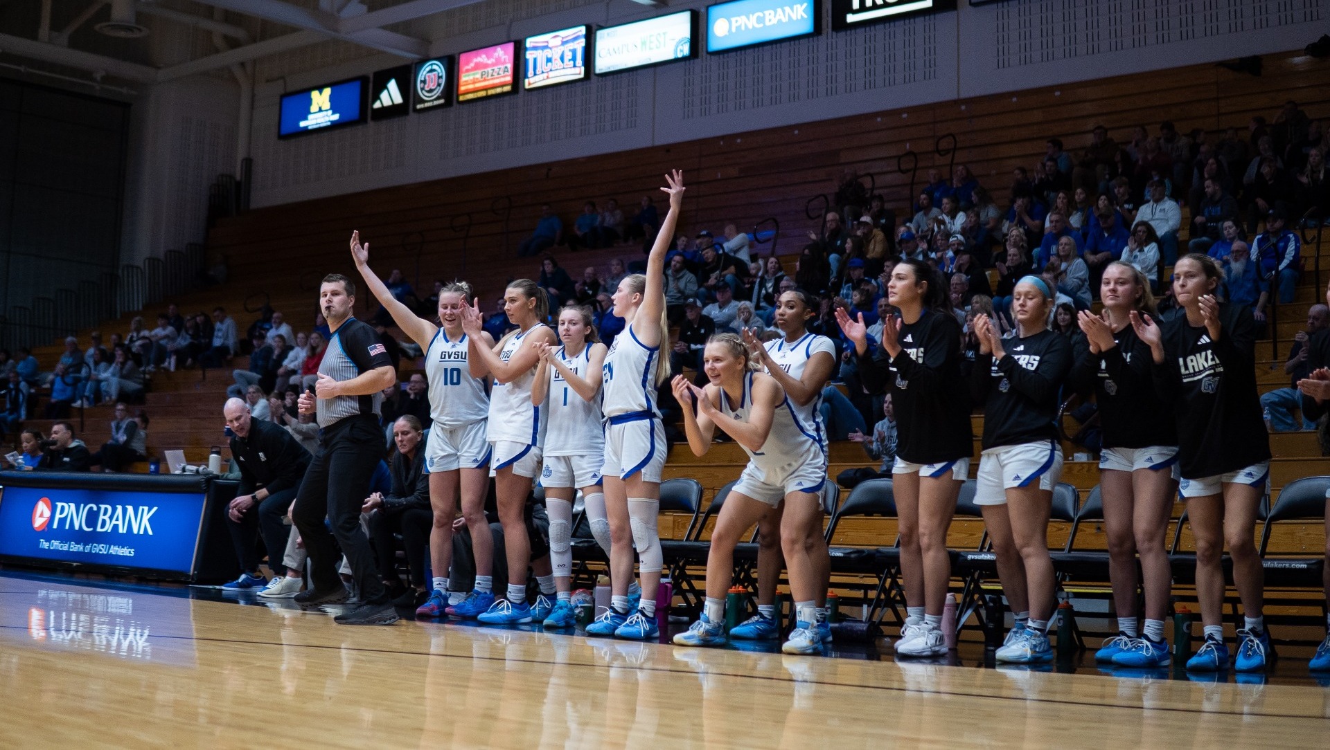 gvsu bench
