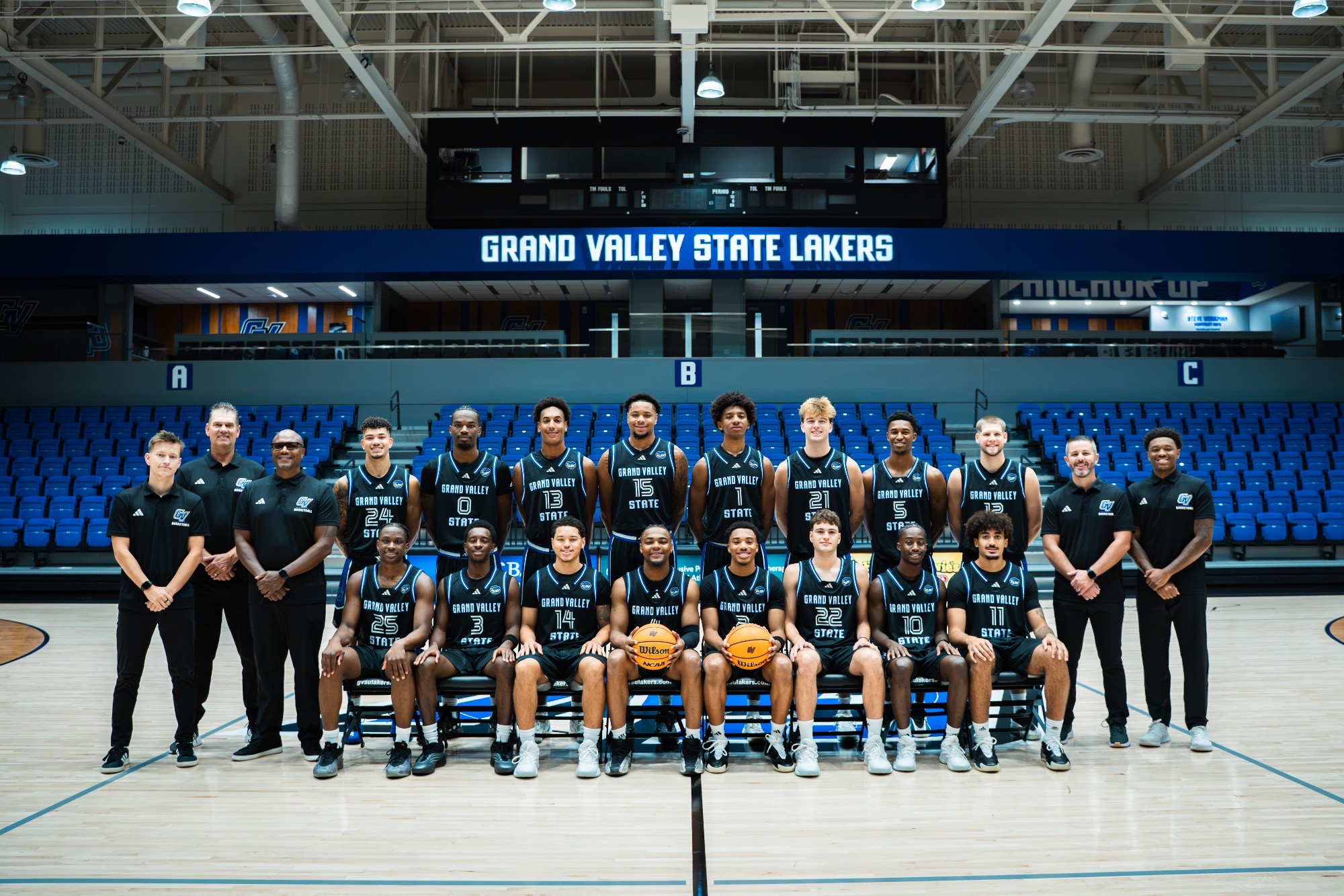 26-27 MBB Team