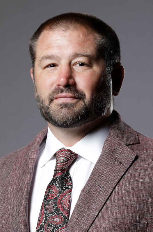 Coach Daniel Elliott