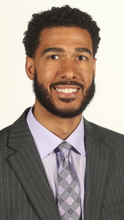Scott Merritt Headshot 2023-24