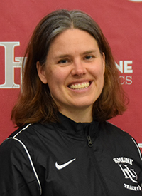 Coach Jennifer Myers headshot 21