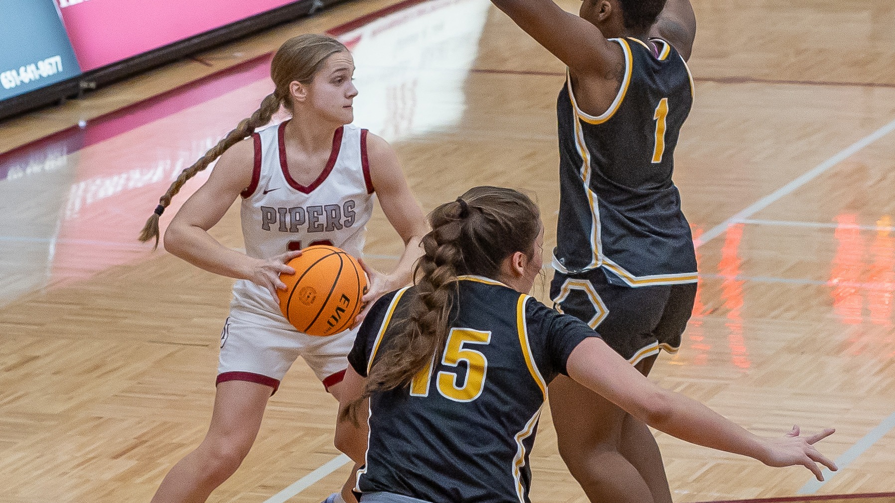 Josie Schmidt, Hamline Women's Basketball vs UW-Superior