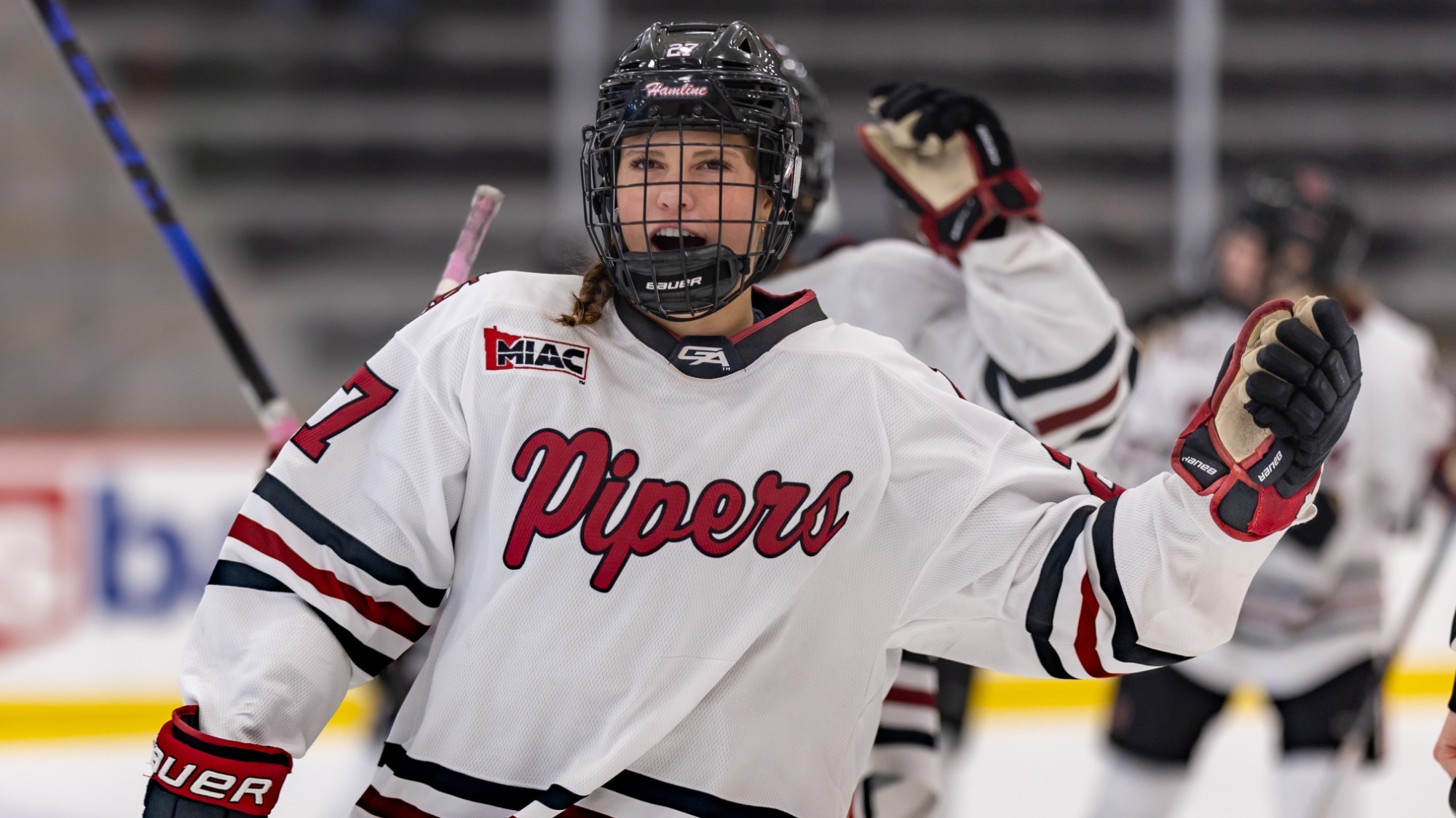 Brooke Klemz, Hamline Women's Hockey vs Augsburg