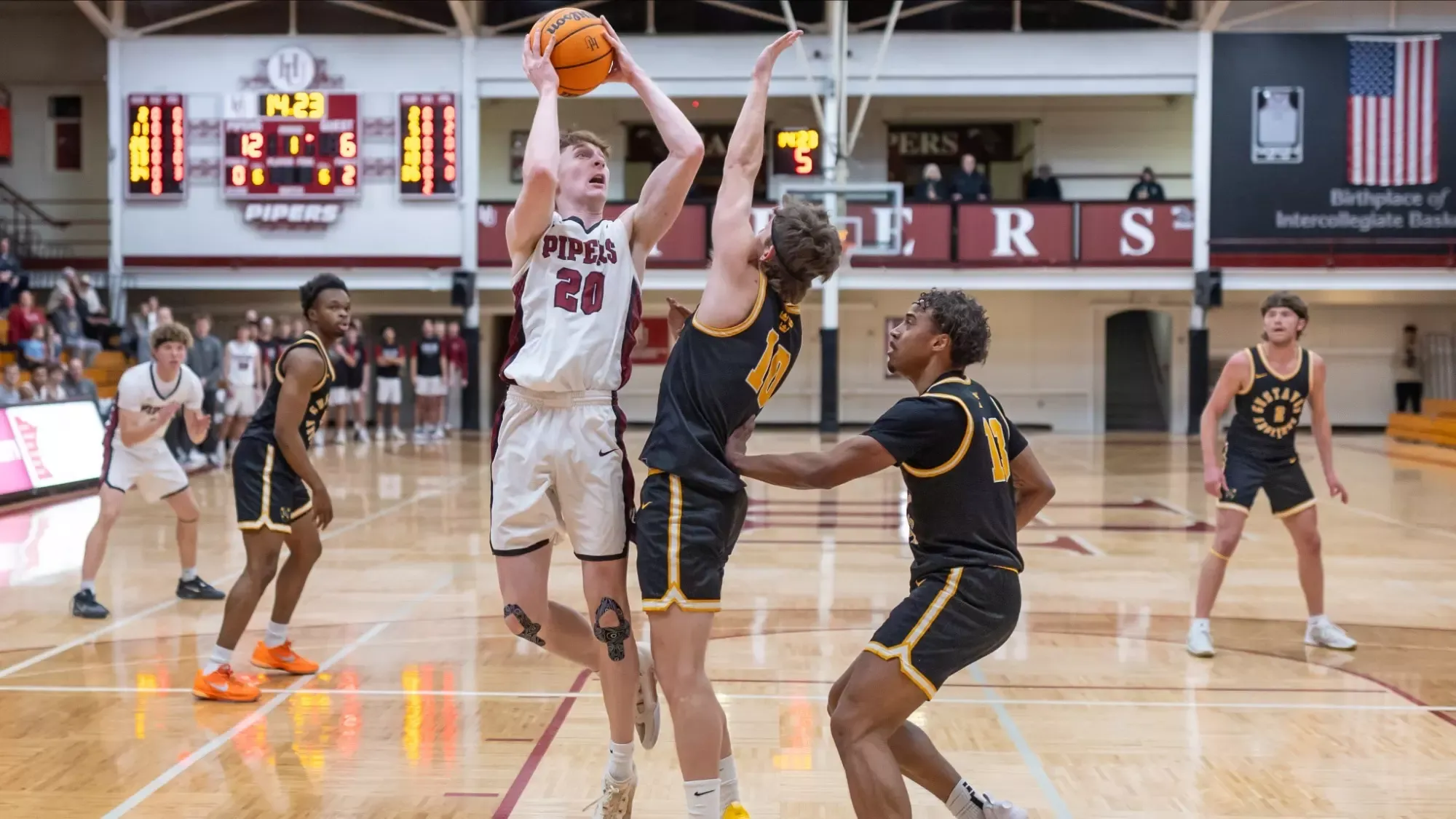 Braedy Laliberte, Hamline Men's Basketball vs Gustavus