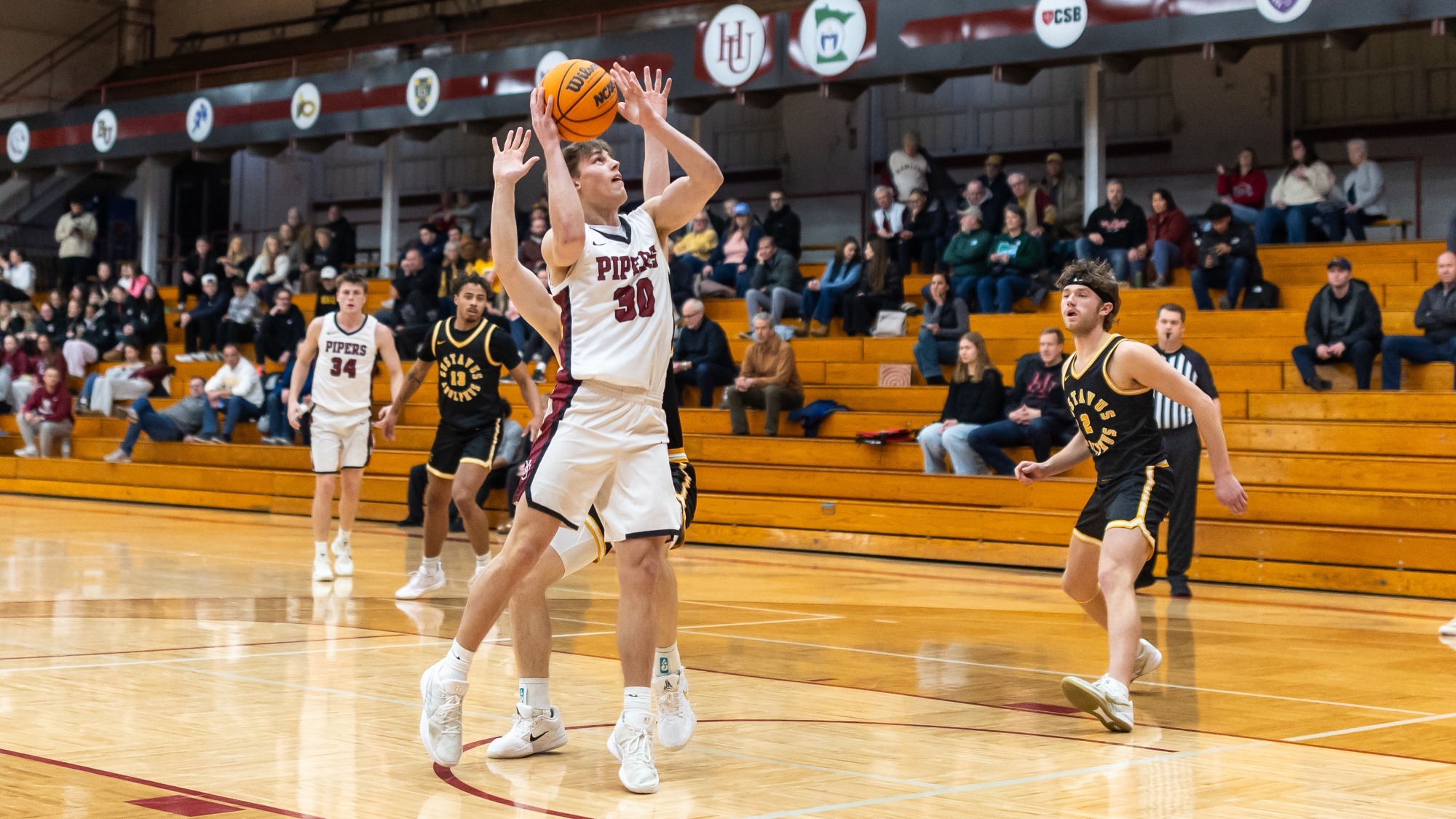 Jake DeDominces, Hamline Men's Basketball vs Gustavus