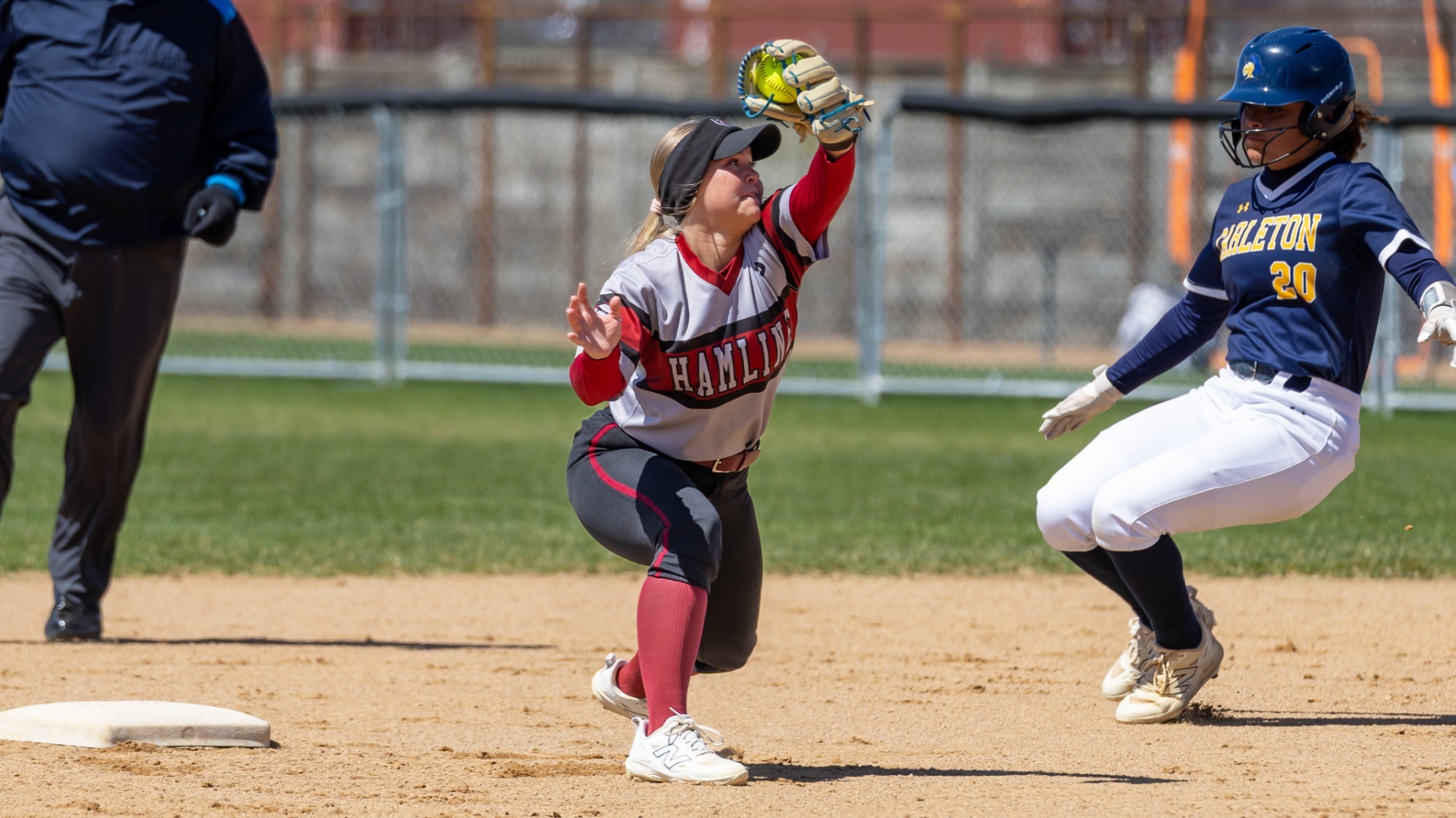 Brennan Reid, Hamline Softball vs Carleton 2026