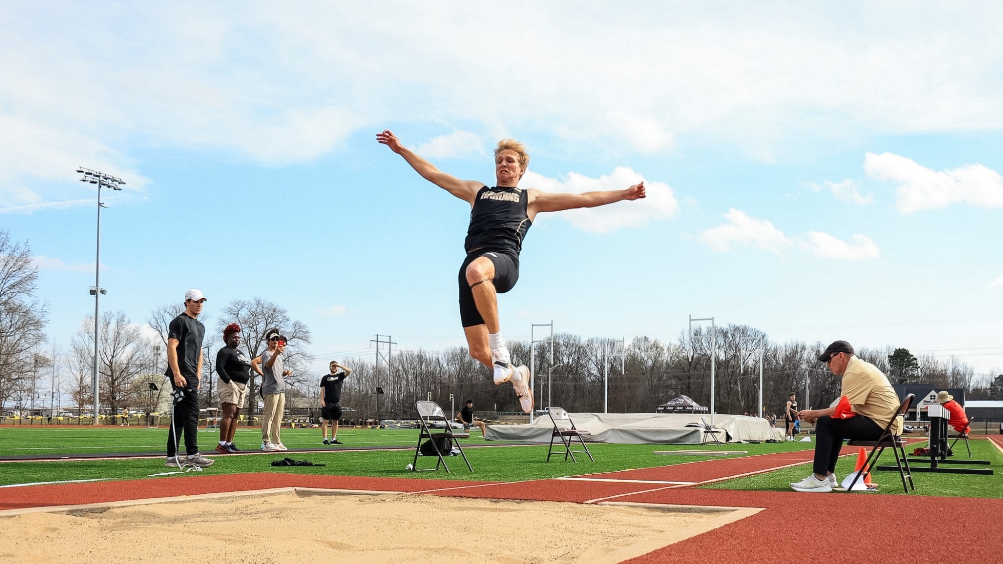 Harding men's track and field