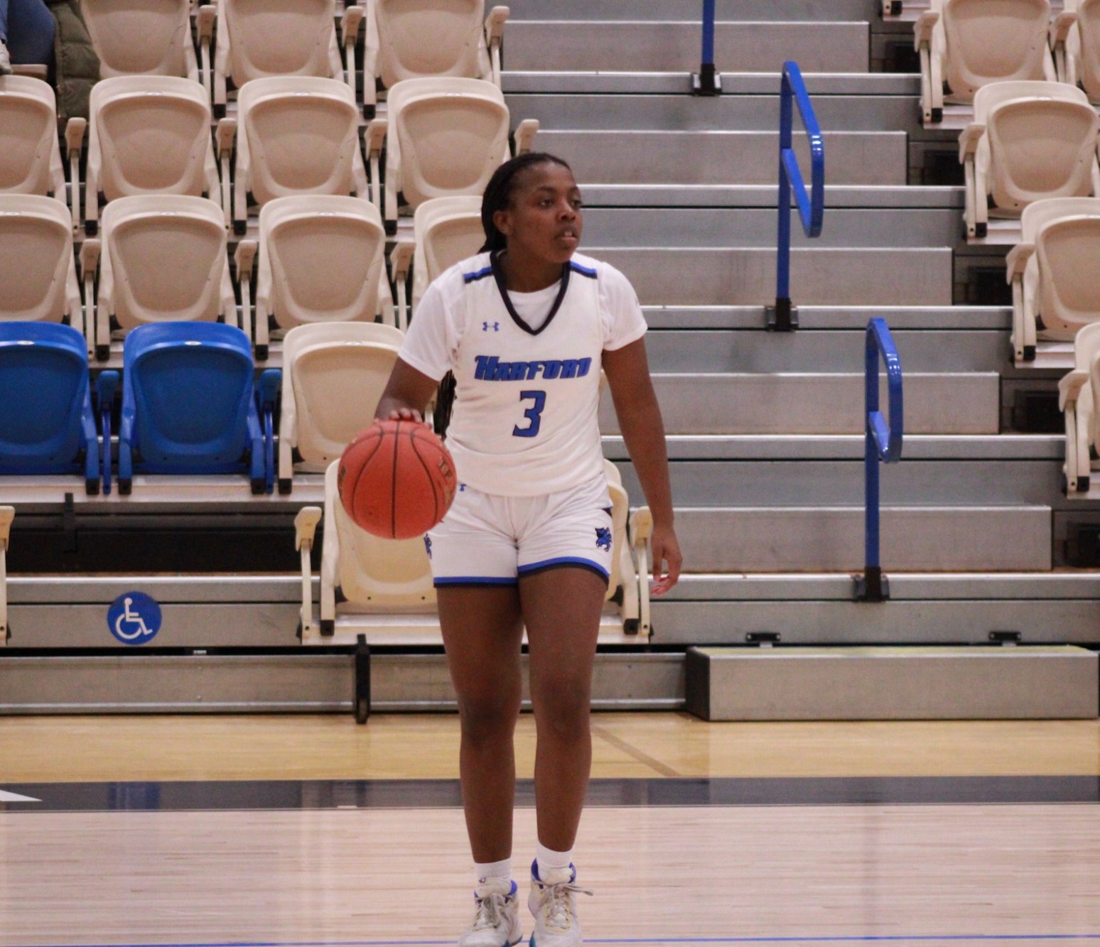 Taylor Bringing Ball Up