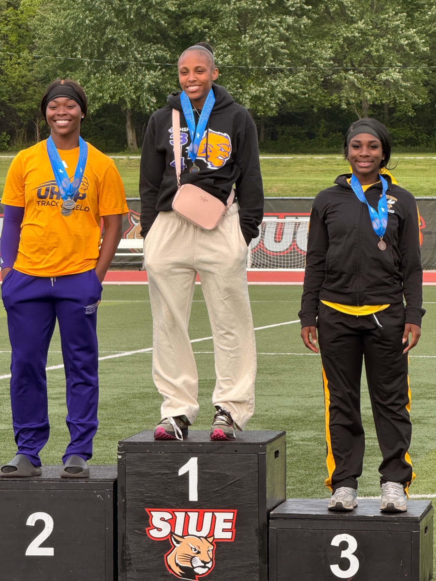 Tijaria podium