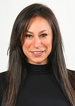 Danielle Simon headshot