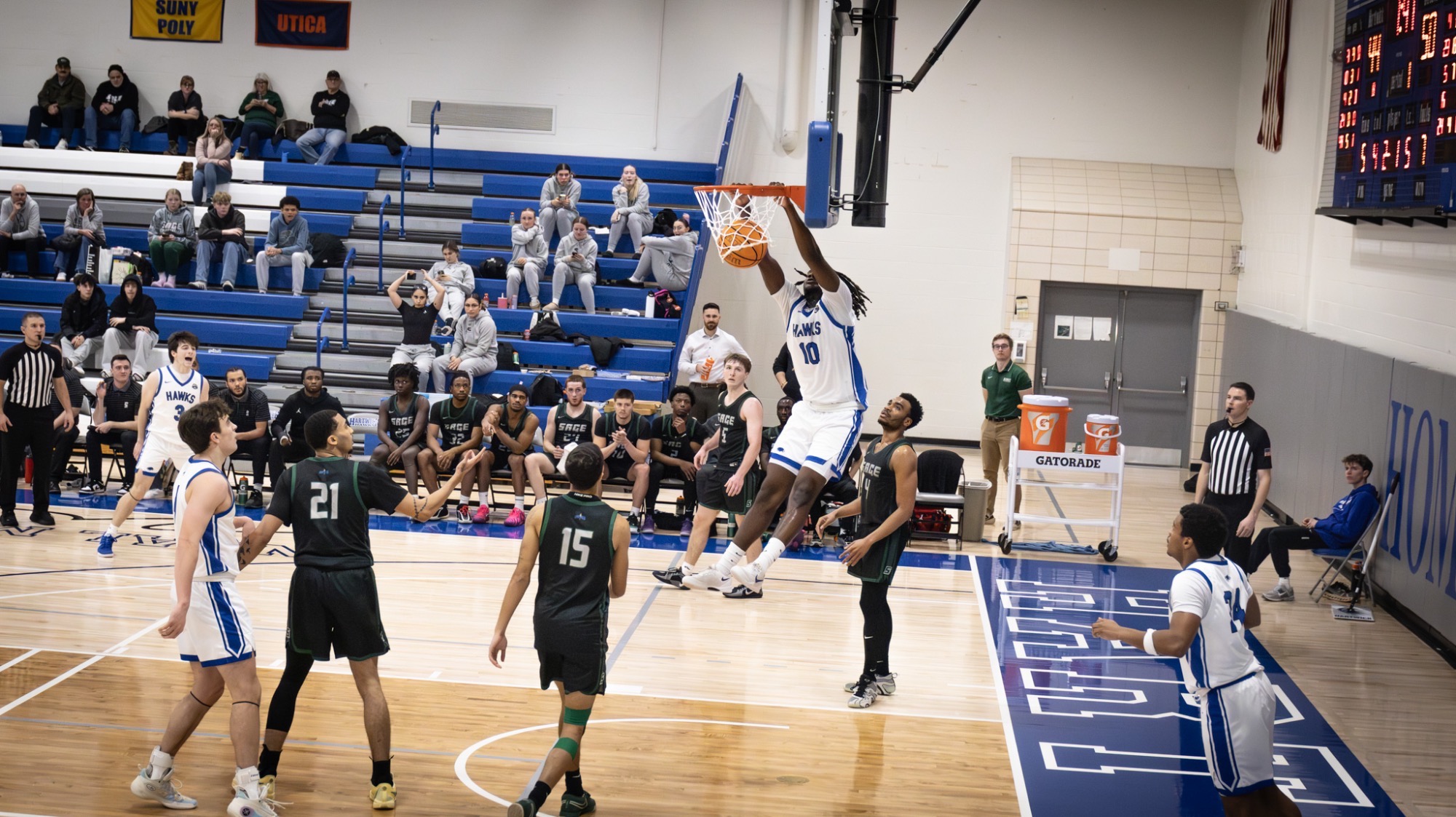 TJ Etienne - Men's Basketball