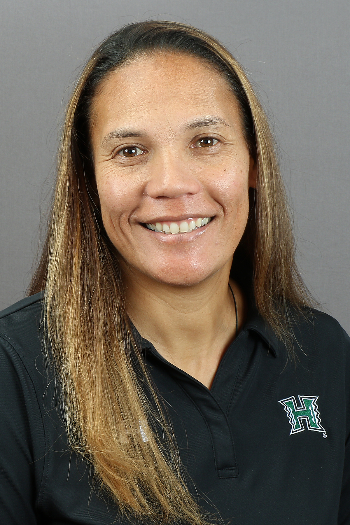 Robyn Ah Mow Head Shot 2019