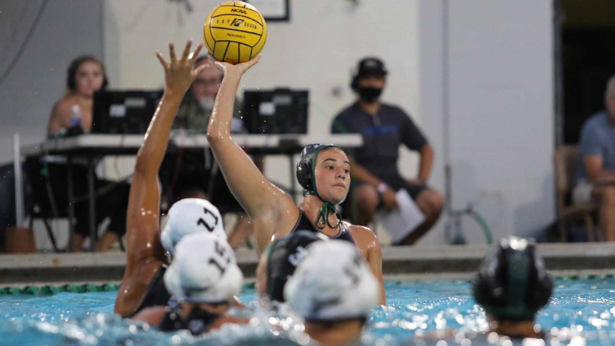 Lucia Gomez de la Puente Women's Water Polo University of Hawai'i