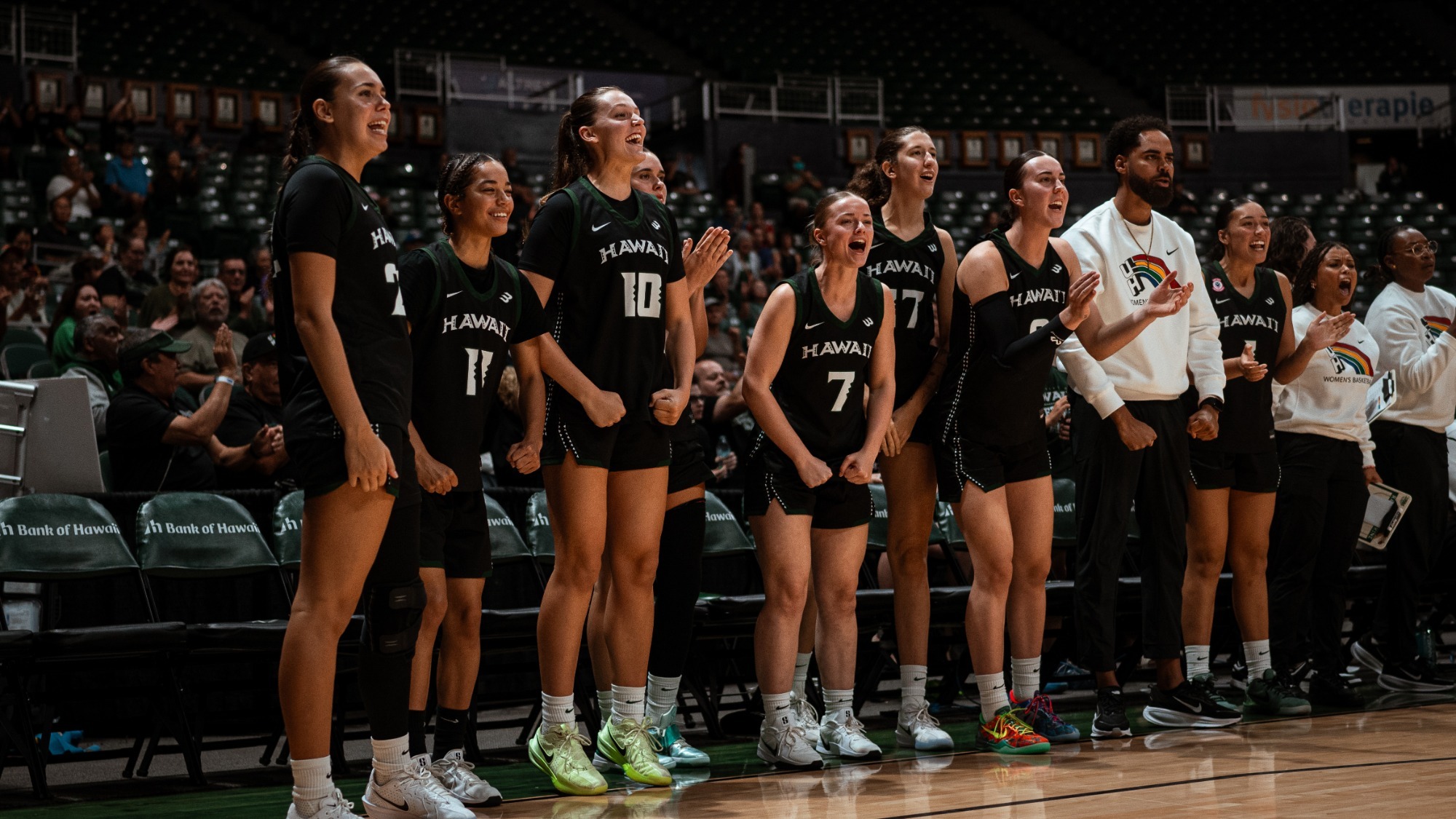 WBB bench vs. Portland