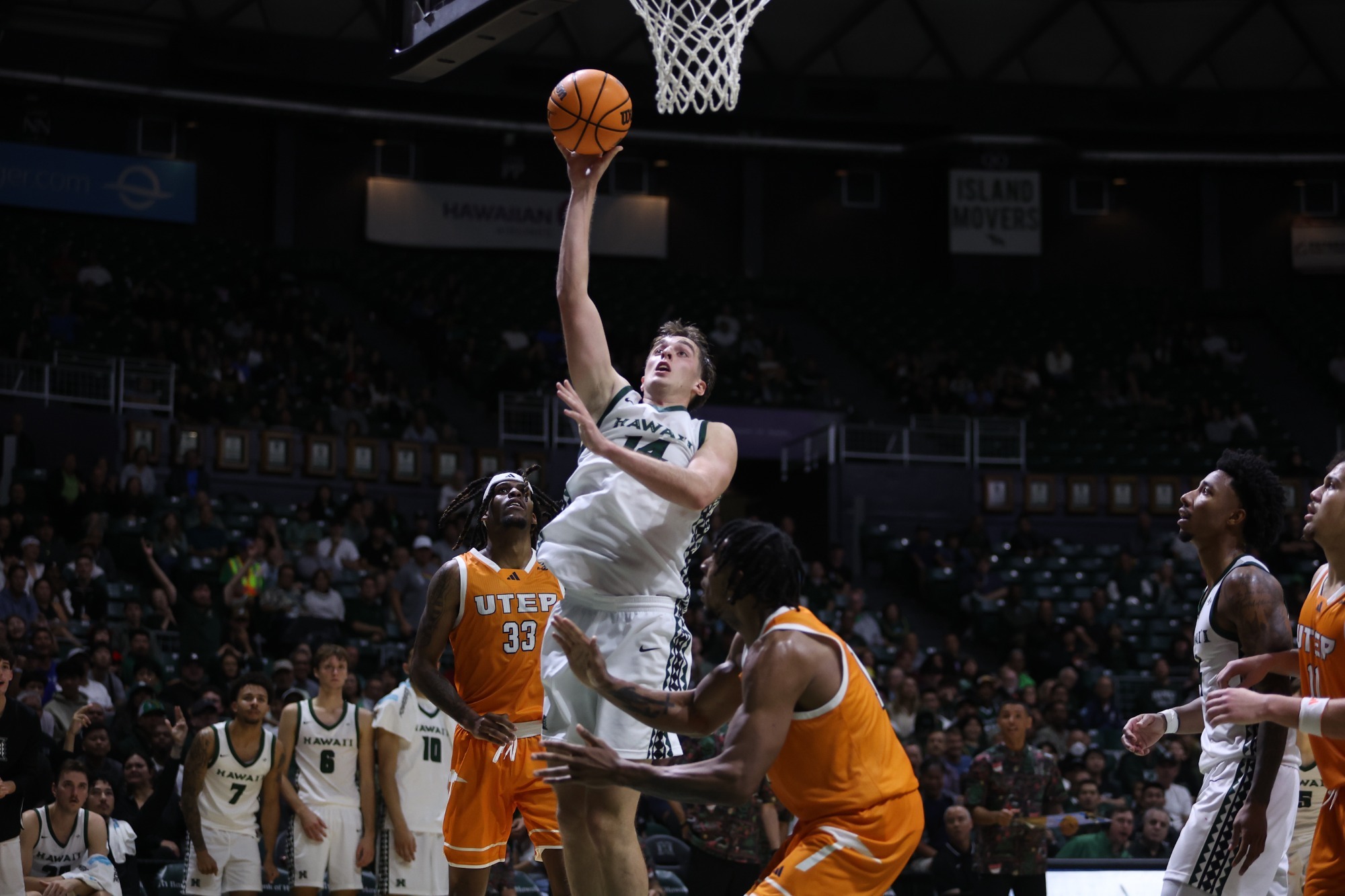 MBB Harry Rouhliadeff vs. UTEP
